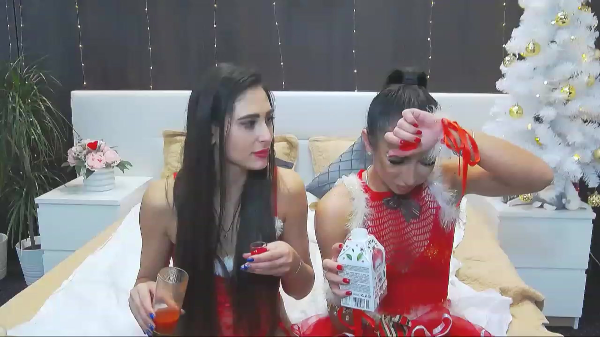 Gallery image thumbnail from MaraHari's myfreecams stream on, 12/23/2022, 20:43 image 8 of 20