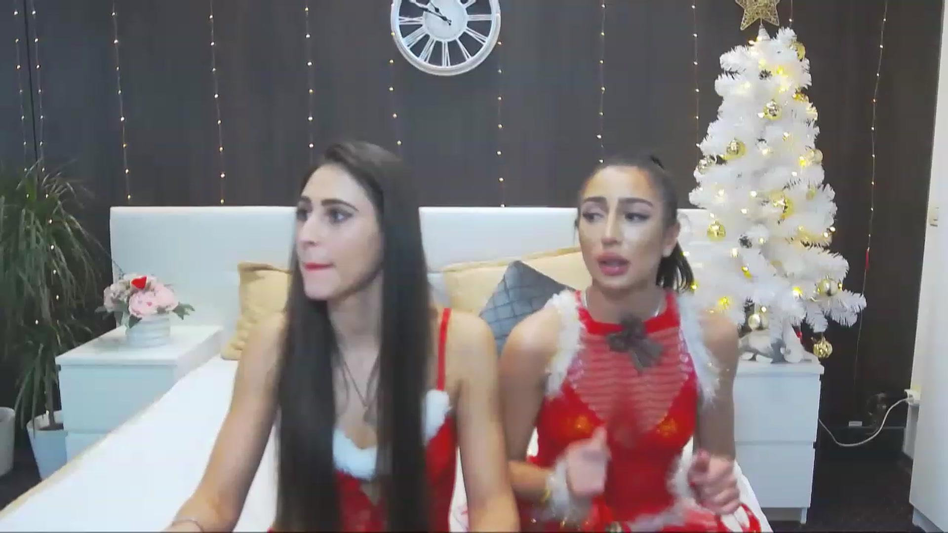 Gallery image thumbnail from MaraHari's myfreecams stream on, 12/23/2022, 20:43 image 20 of 20