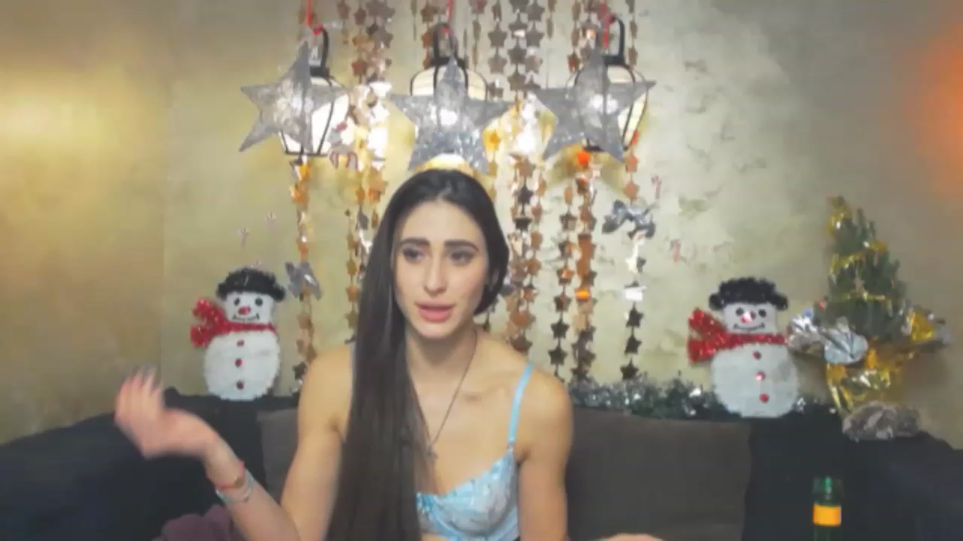 Gallery image thumbnail from MaraHari's myfreecams stream on, 12/25/2022, 01:32 image 2 of 20