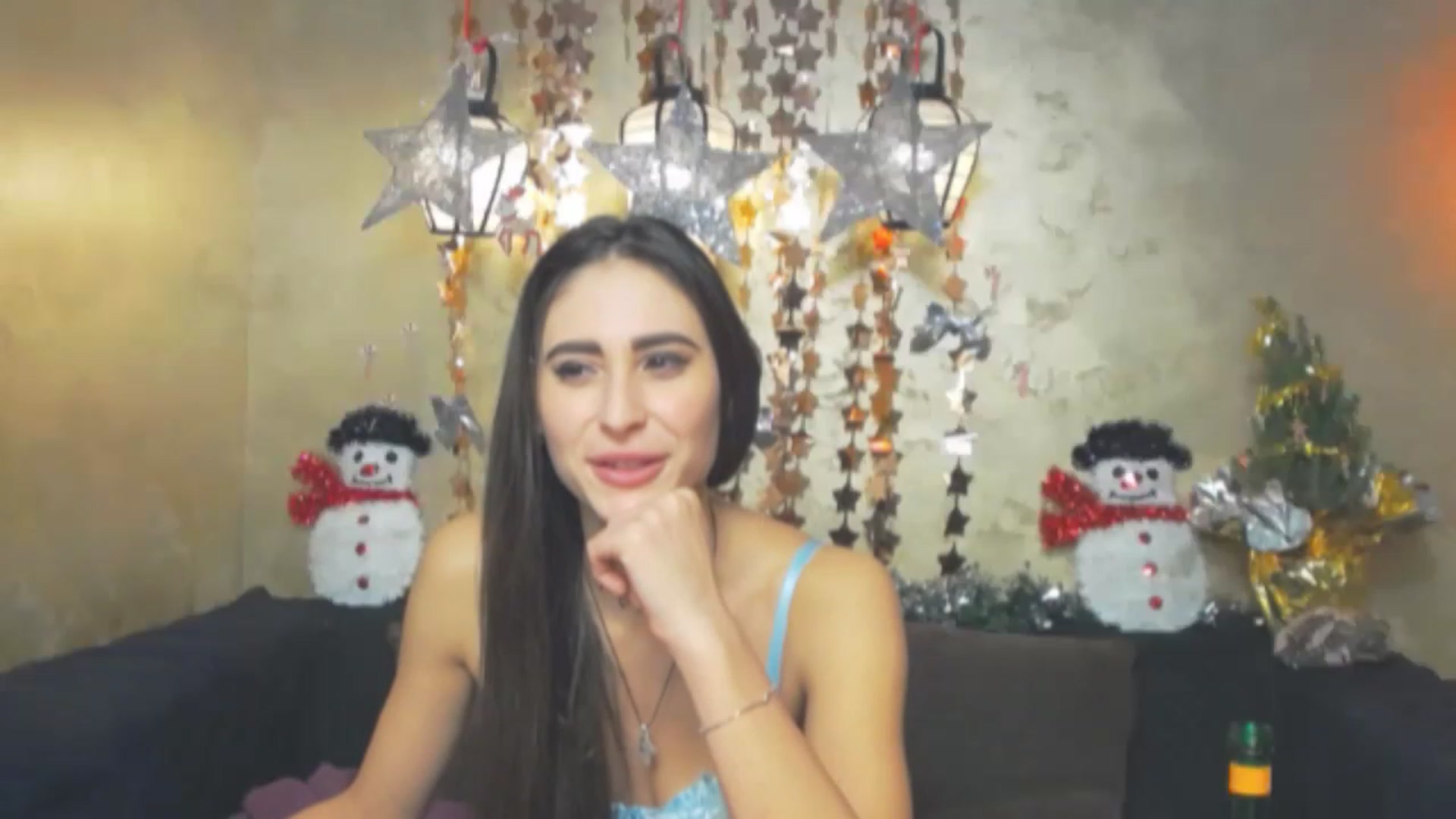 Gallery image thumbnail from MaraHari's myfreecams stream on, 12/25/2022, 01:32 image 4 of 20