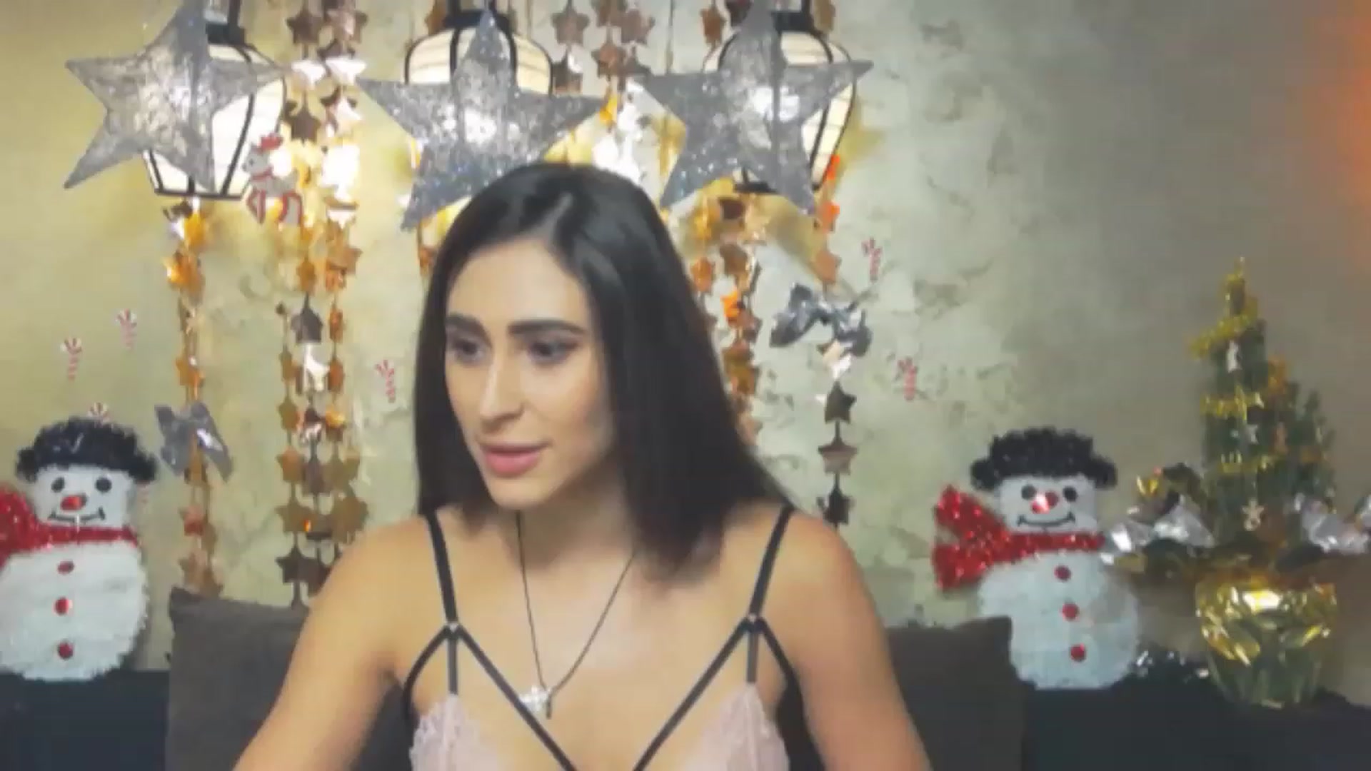 Gallery image thumbnail from MaraHari's myfreecams stream on, 12/26/2022, 17:19 image 18 of 20