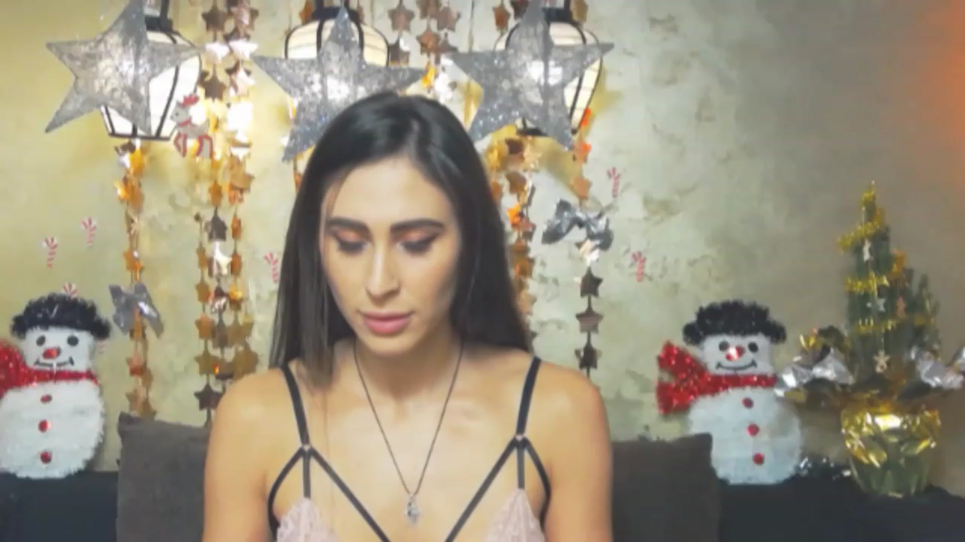 Gallery image thumbnail from MaraHari's myfreecams stream on, 12/26/2022, 17:19 image 16 of 20