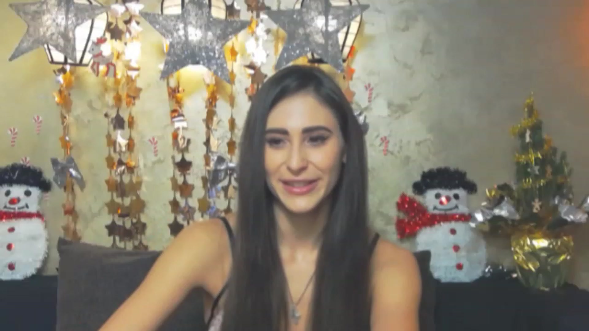 Gallery image thumbnail from MaraHari's myfreecams stream on, 12/26/2022, 17:19 image 9 of 20