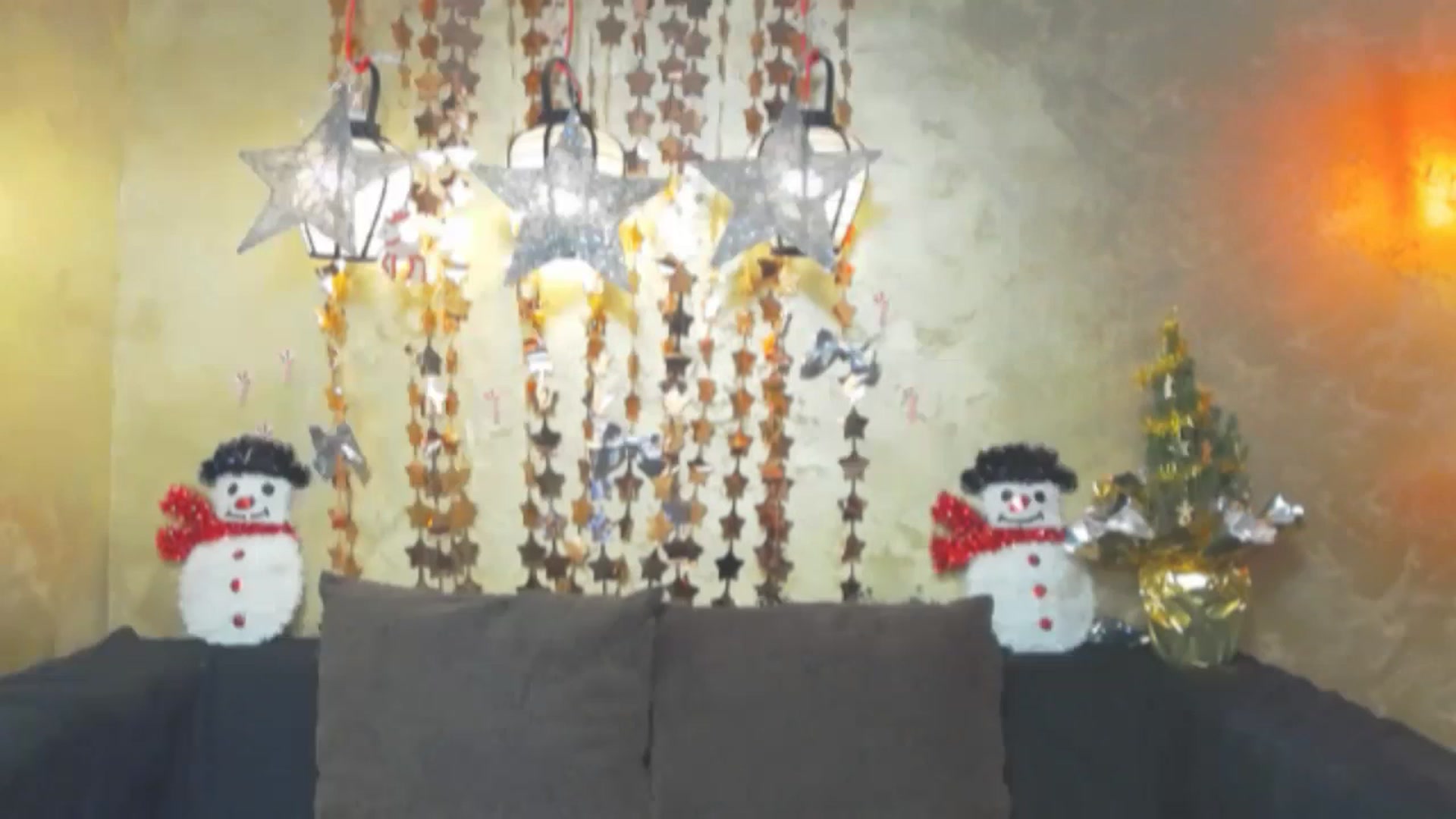 Gallery image thumbnail from MaraHari's myfreecams stream on, 12/26/2022, 17:19 image 14 of 20