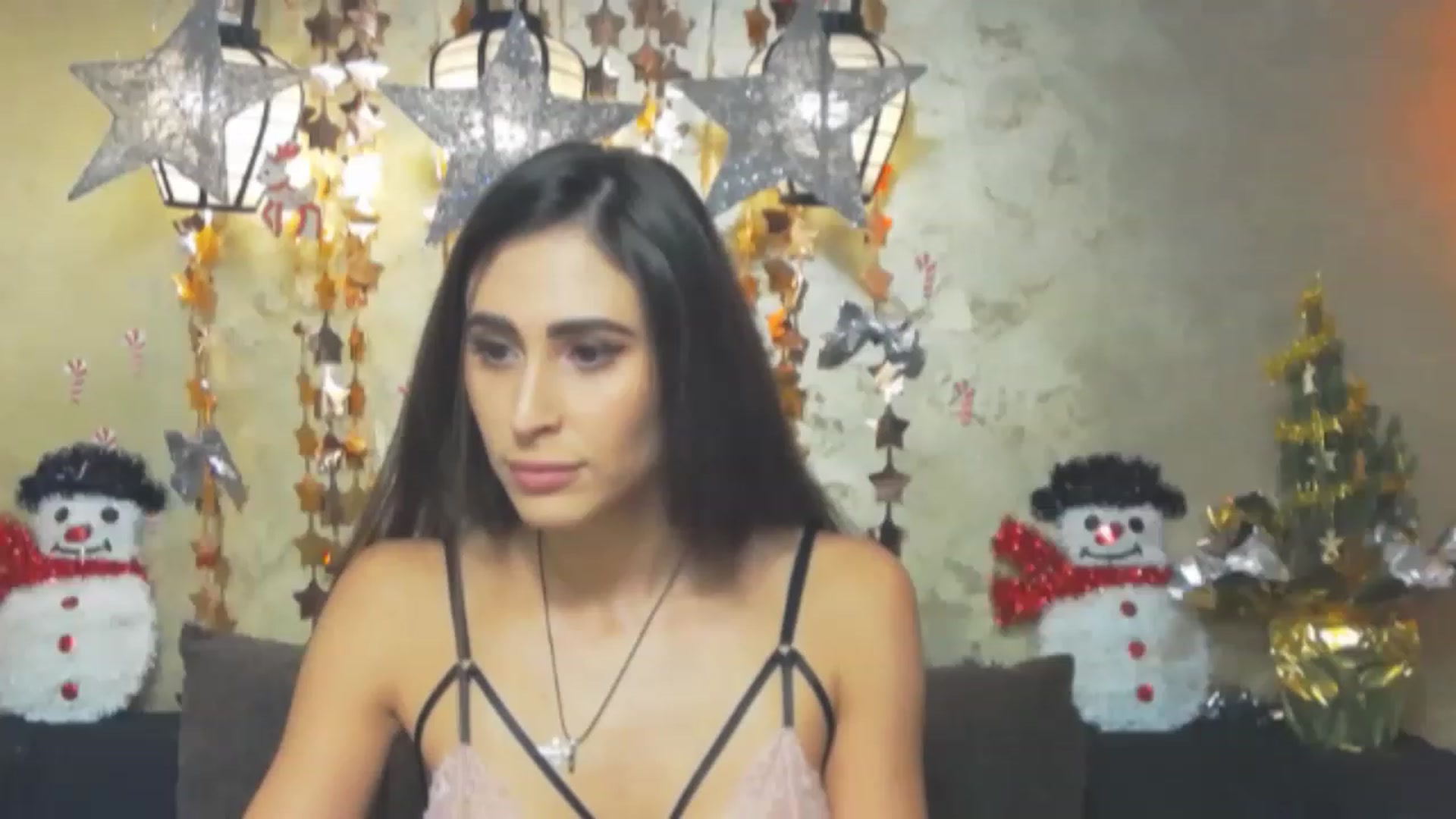Gallery image thumbnail from MaraHari's myfreecams stream on, 12/26/2022, 17:19 image 17 of 20