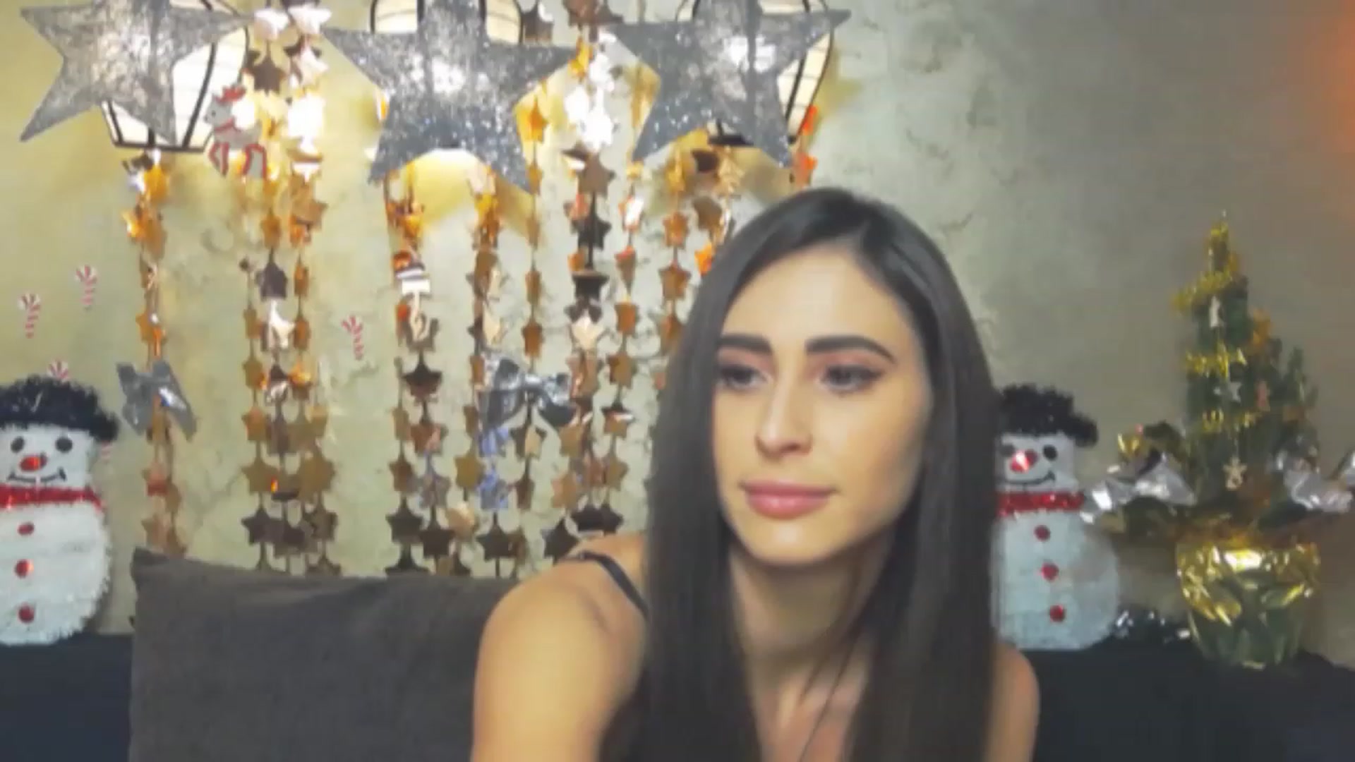 Gallery image thumbnail from MaraHari's myfreecams stream on, 12/26/2022, 17:19 image 12 of 20