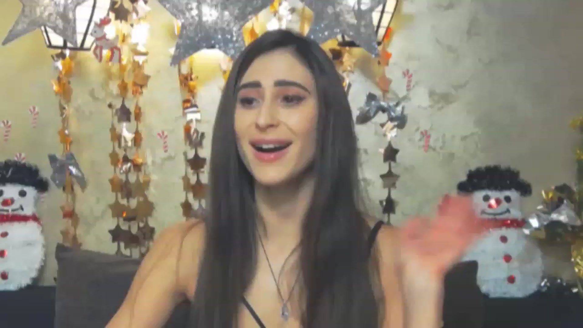 Gallery image thumbnail from MaraHari's myfreecams stream on, 12/26/2022, 17:19 image 5 of 20