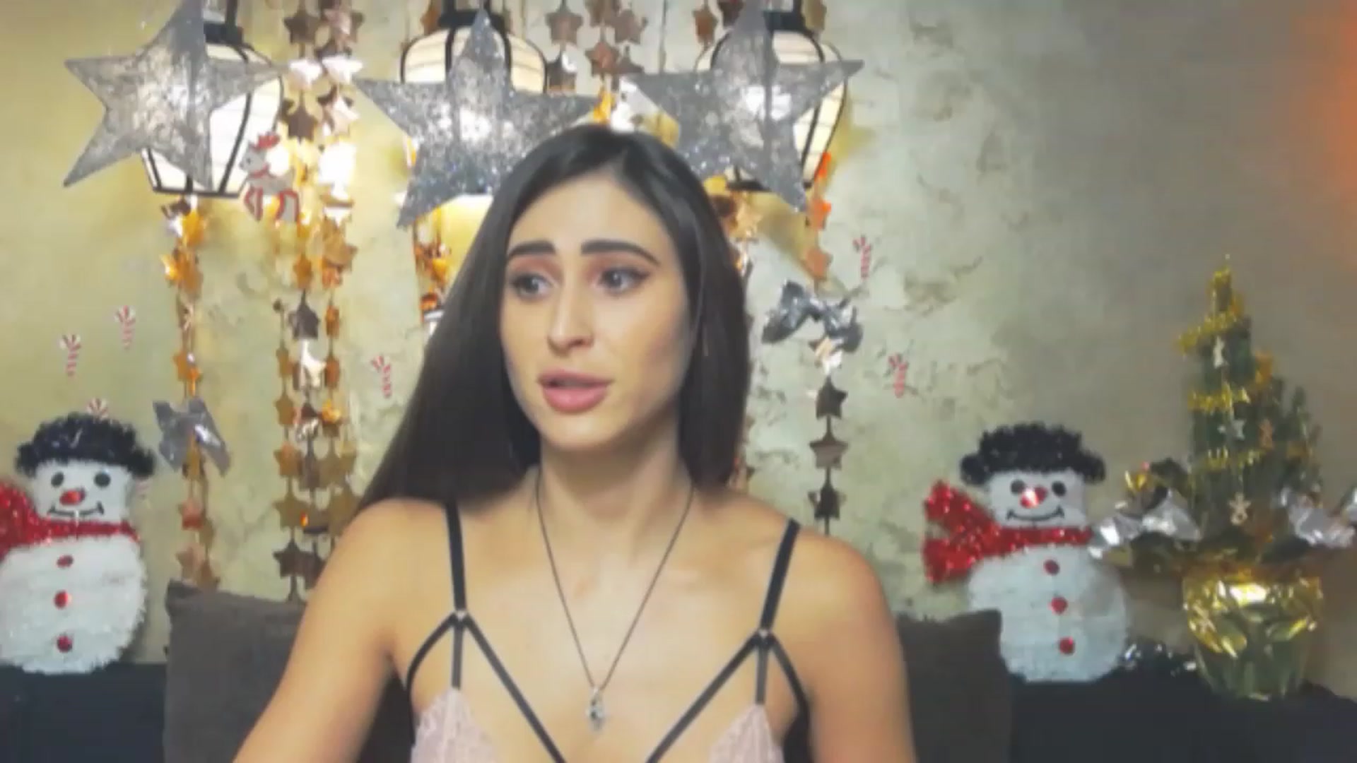 Gallery image thumbnail from MaraHari's myfreecams stream on, 12/26/2022, 17:19 image 15 of 20