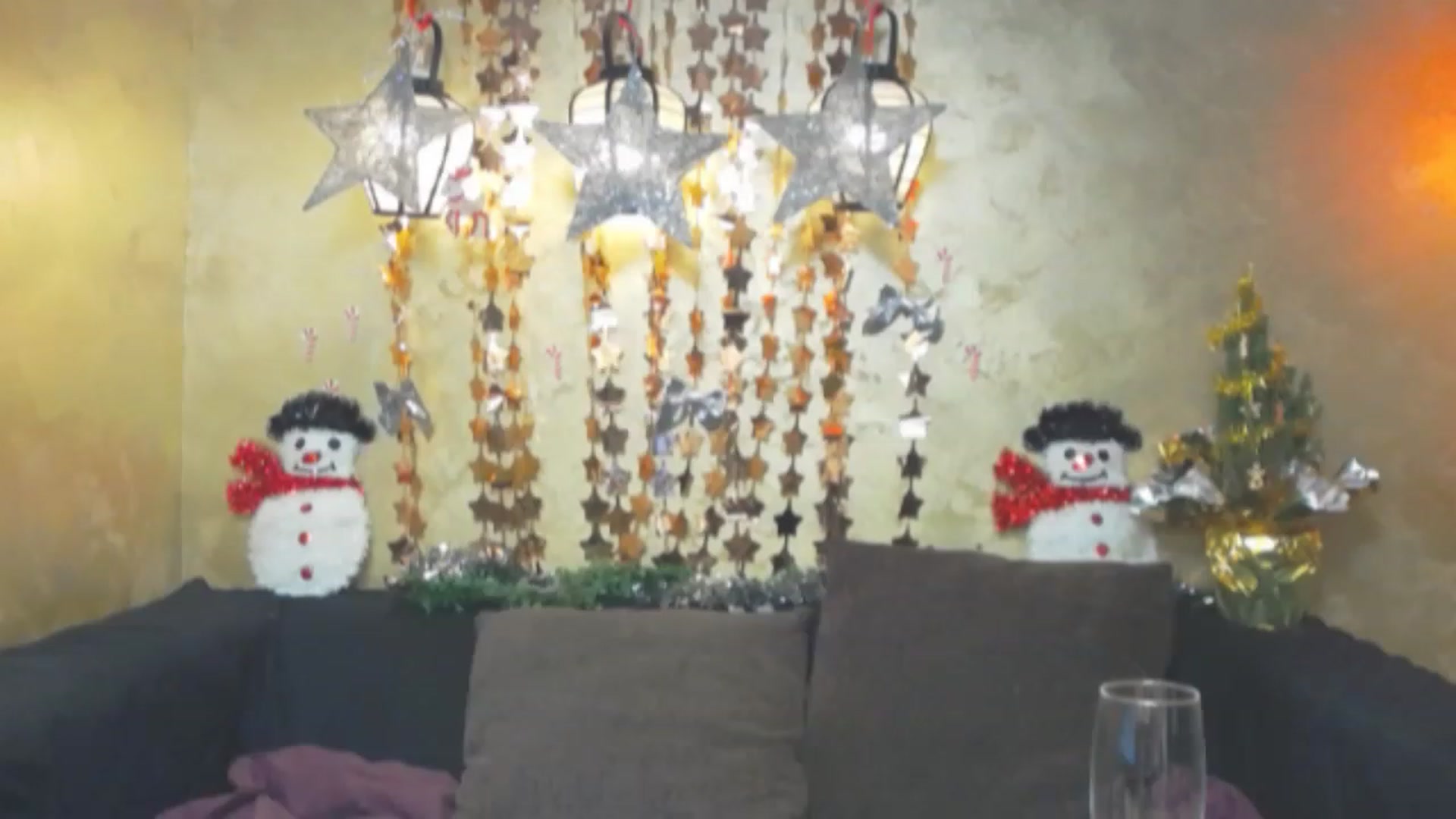 Gallery image thumbnail from MaraHari's myfreecams stream on, 12/27/2022, 24:03 image 8 of 20