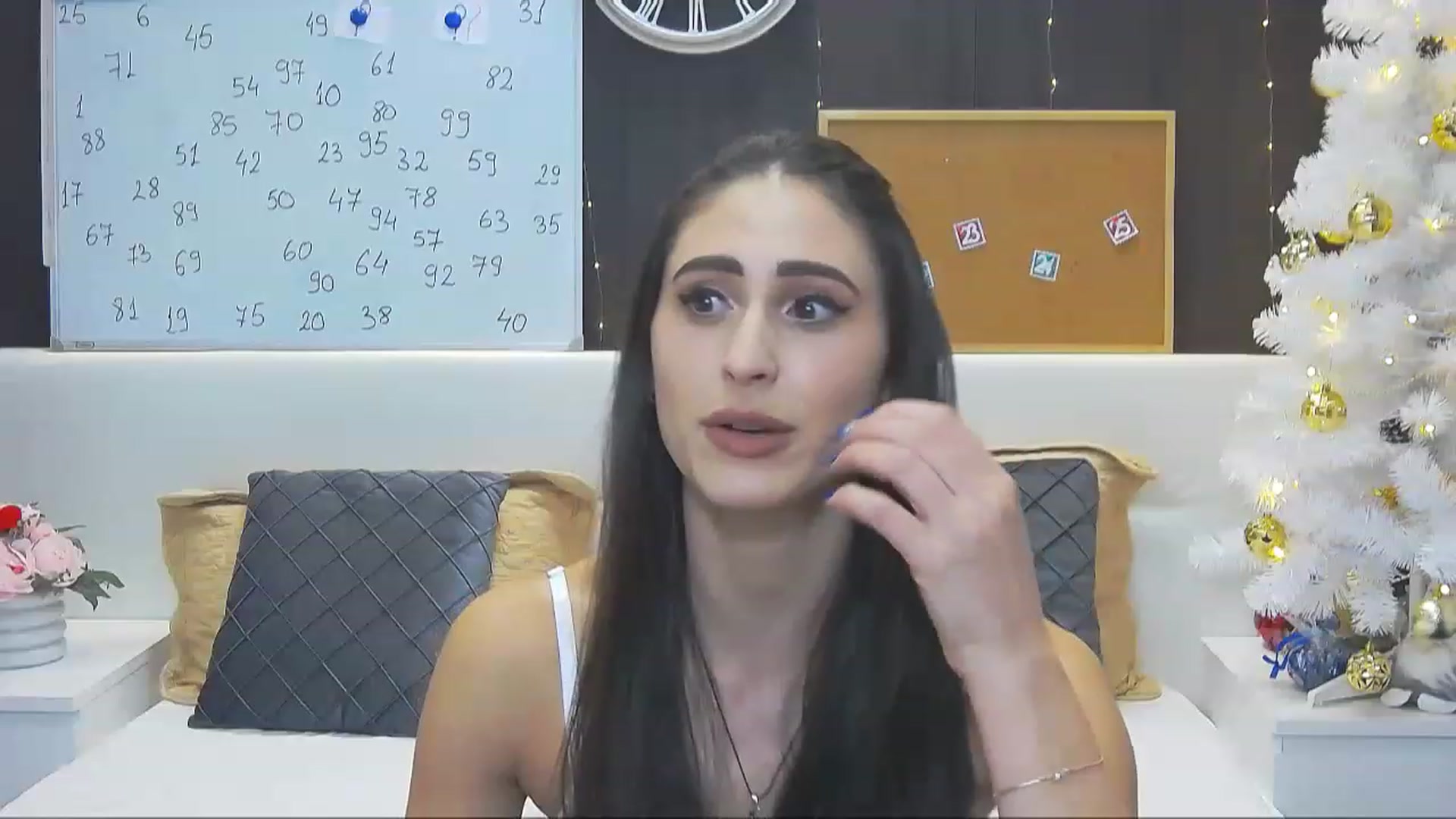 Gallery image thumbnail from MaraHari's myfreecams stream on, 12/28/2022, 20:07 image 5 of 20
