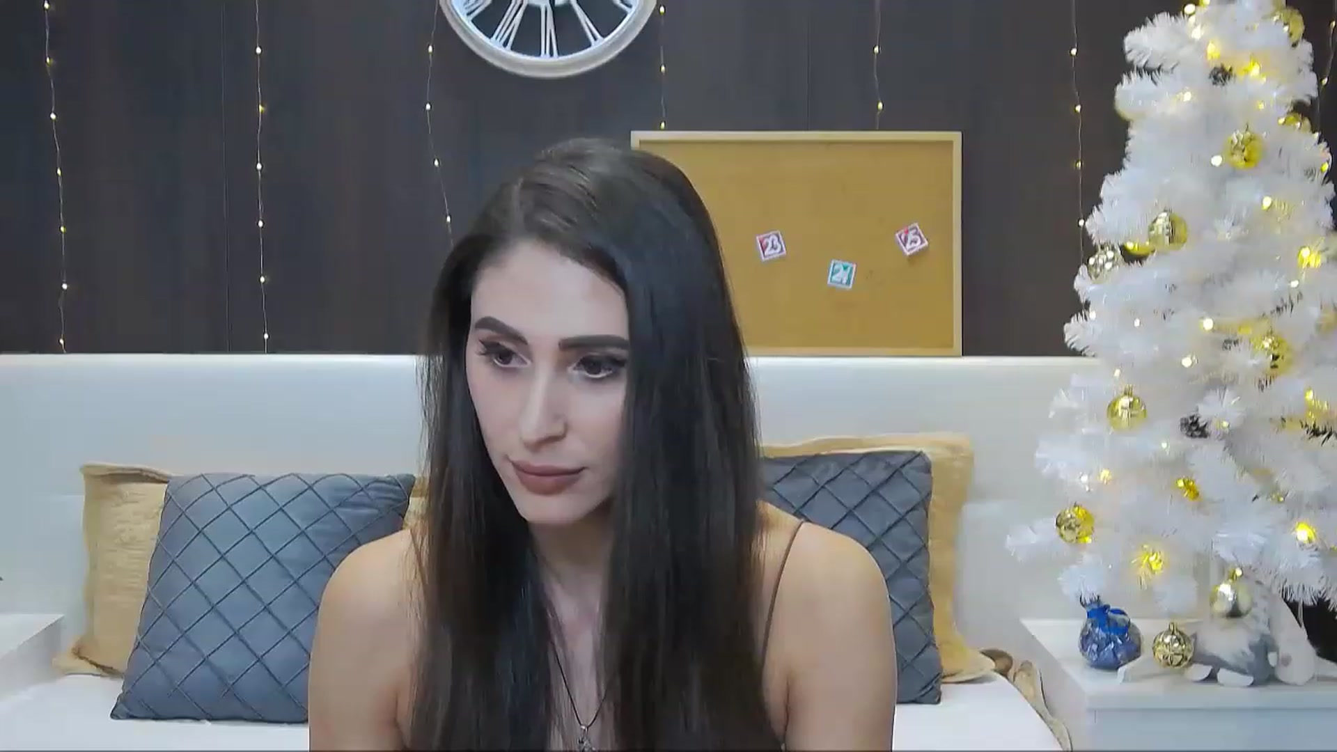 Gallery image thumbnail from MaraHari's myfreecams stream on, 12/30/2022, 19:02 image 4 of 20