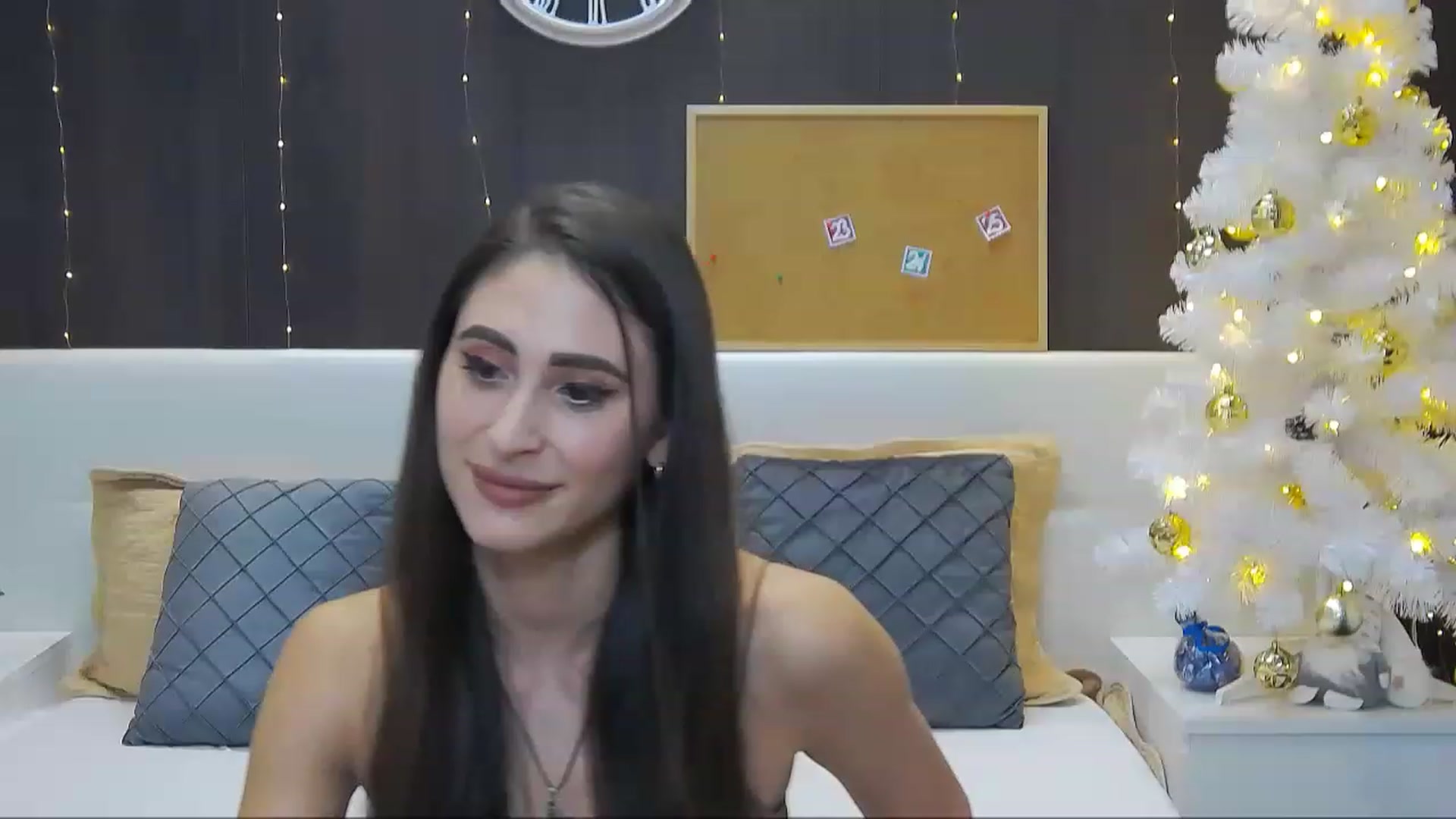 Gallery image thumbnail from MaraHari's myfreecams stream on, 12/30/2022, 19:02 image 12 of 20