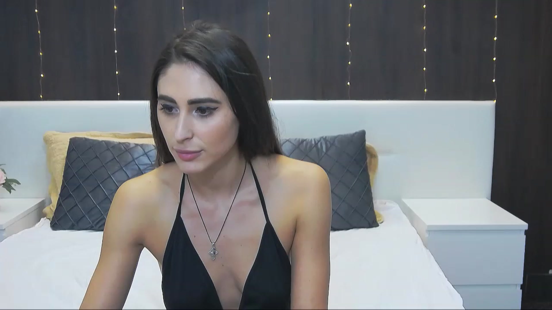 Gallery image thumbnail from MaraHari's myfreecams stream on, 01/05/2023, 20:10 image 10 of 20