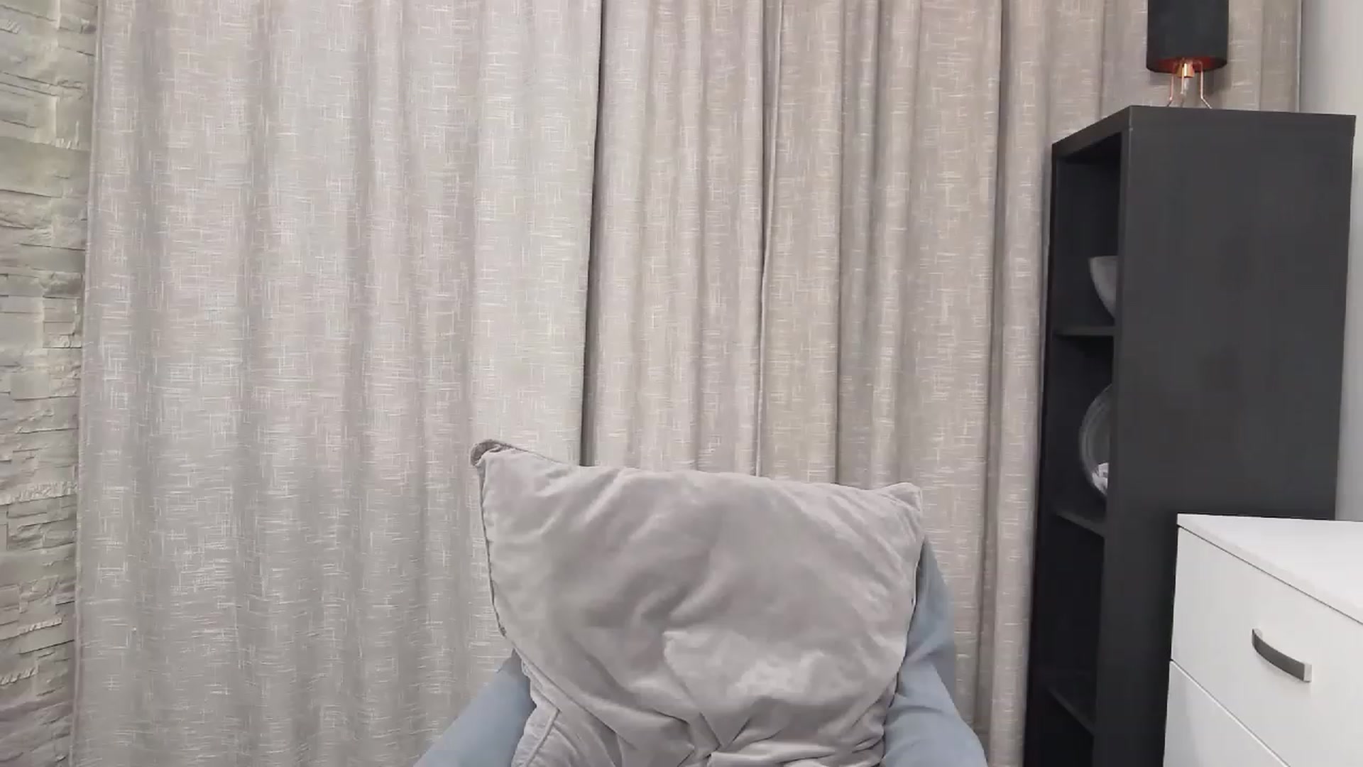 Gallery image thumbnail from MaraHari's myfreecams stream on, 01/18/2023, 22:48 image 4 of 20