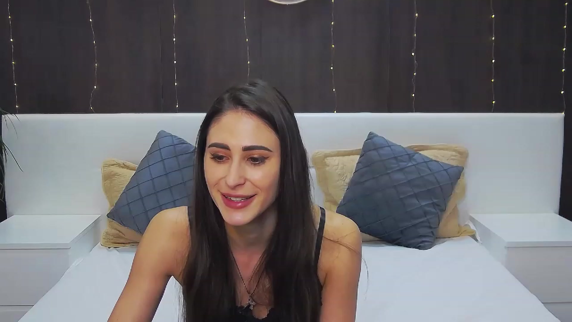 Gallery image thumbnail from MaraHari's myfreecams stream on, 01/21/2023, 20:42 image 15 of 20