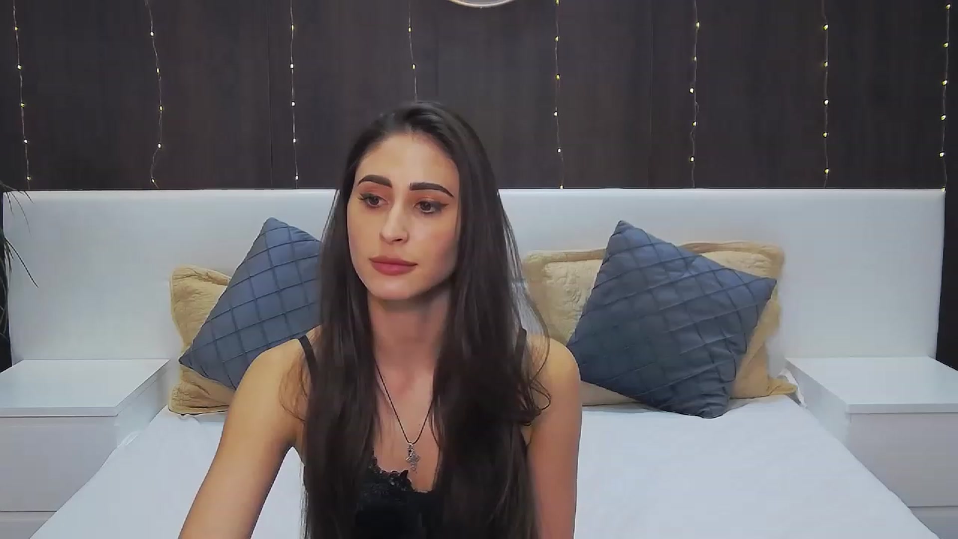 Gallery image thumbnail from MaraHari's myfreecams stream on, 01/21/2023, 20:42 image 13 of 20