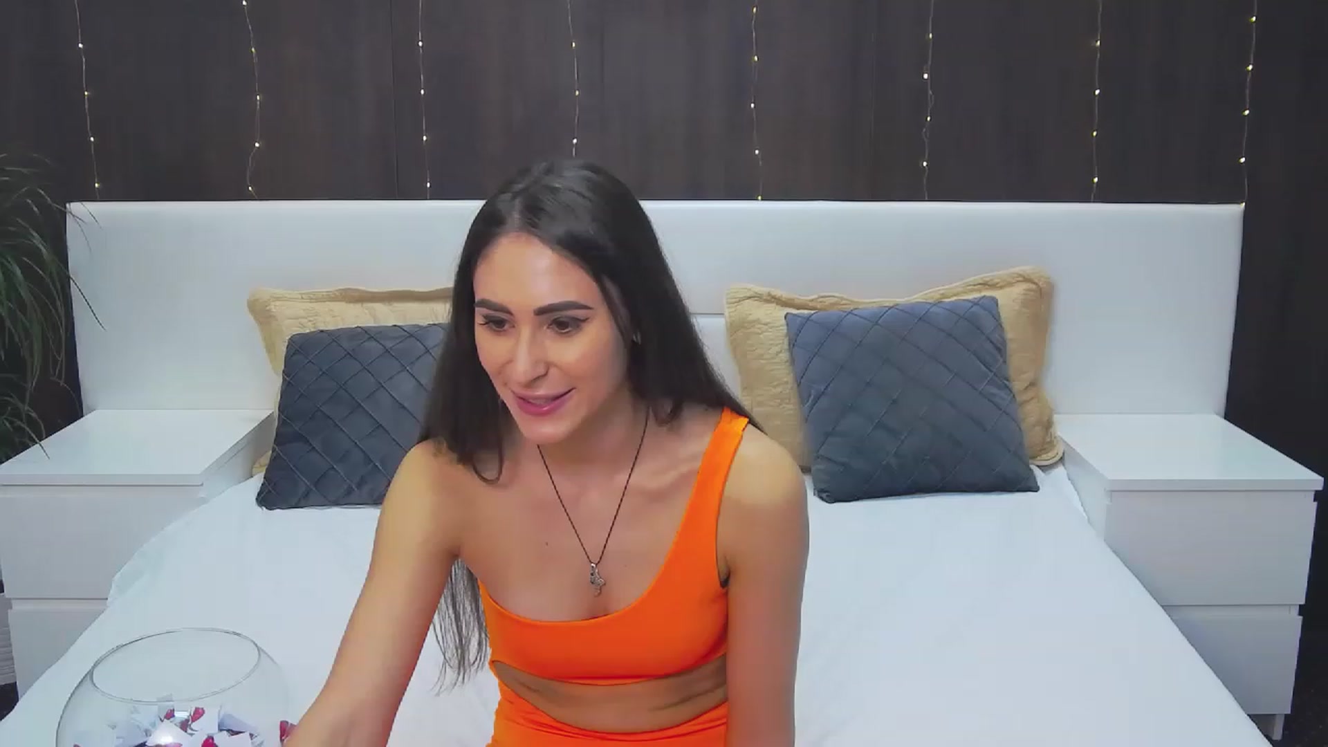 Gallery image thumbnail from MaraHari's myfreecams stream on, 01/25/2023, 21:07 image 13 of 20