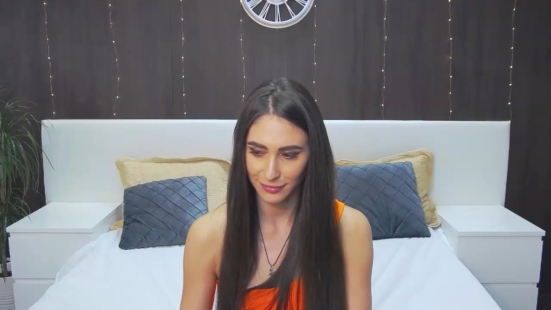 Gallery image thumbnail from MaraHari's myfreecams stream on, 01/26/2023, 24:08 image 18 of 20