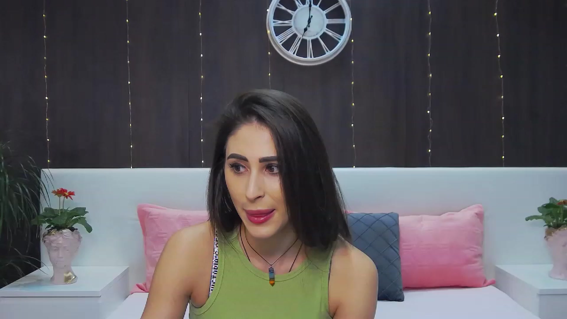 Gallery image thumbnail from MaraHari's myfreecams stream on, 02/20/2023, 20:48 image 6 of 20