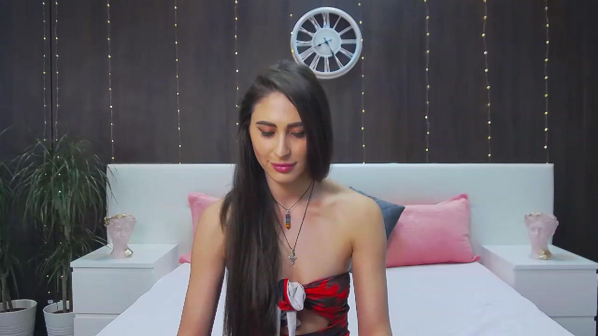 Gallery image thumbnail from MaraHari's myfreecams stream on, 02/23/2023, 18:59 image 17 of 20