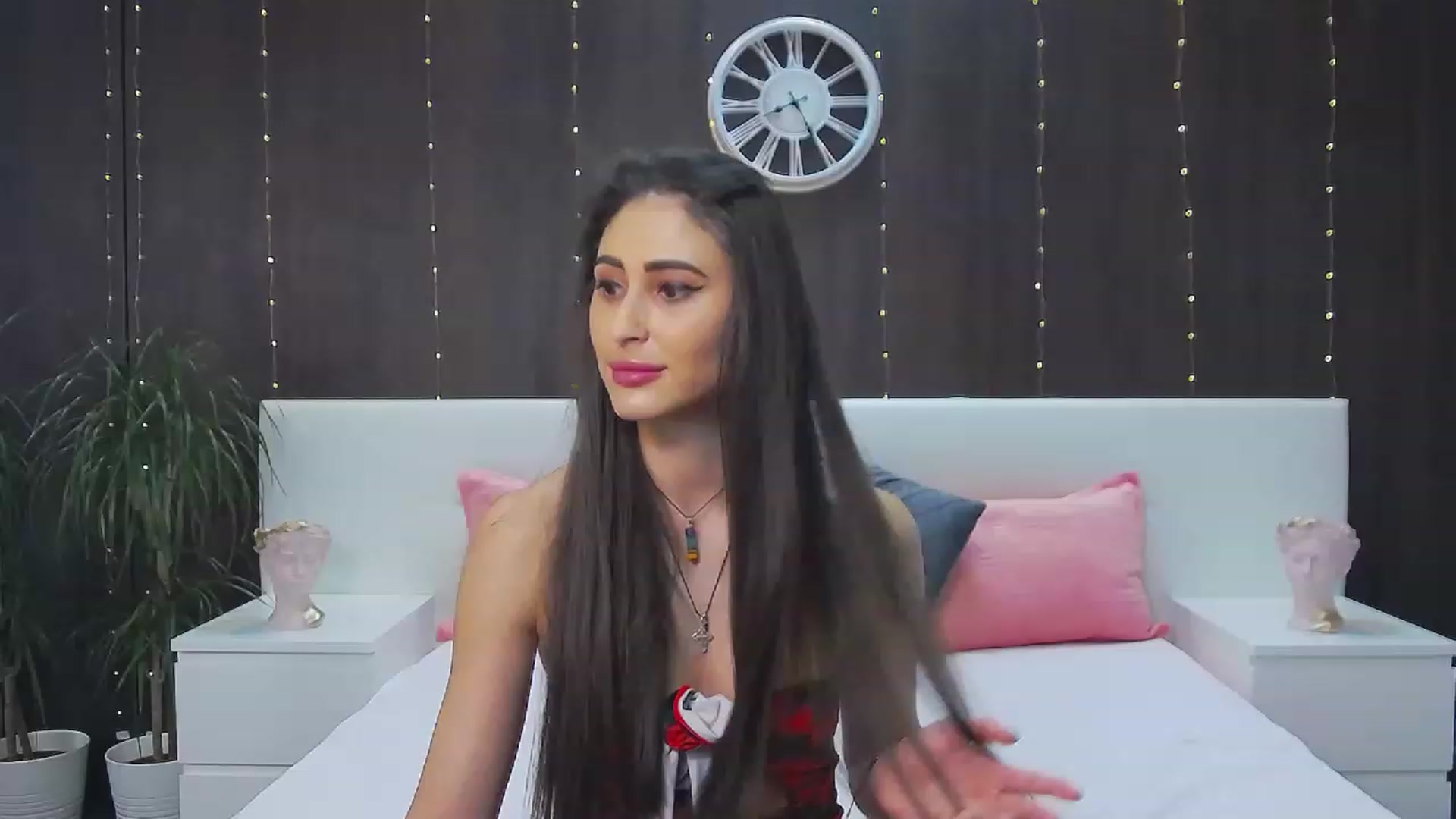 Gallery image thumbnail from MaraHari's myfreecams stream on, 02/23/2023, 18:59 image 18 of 20