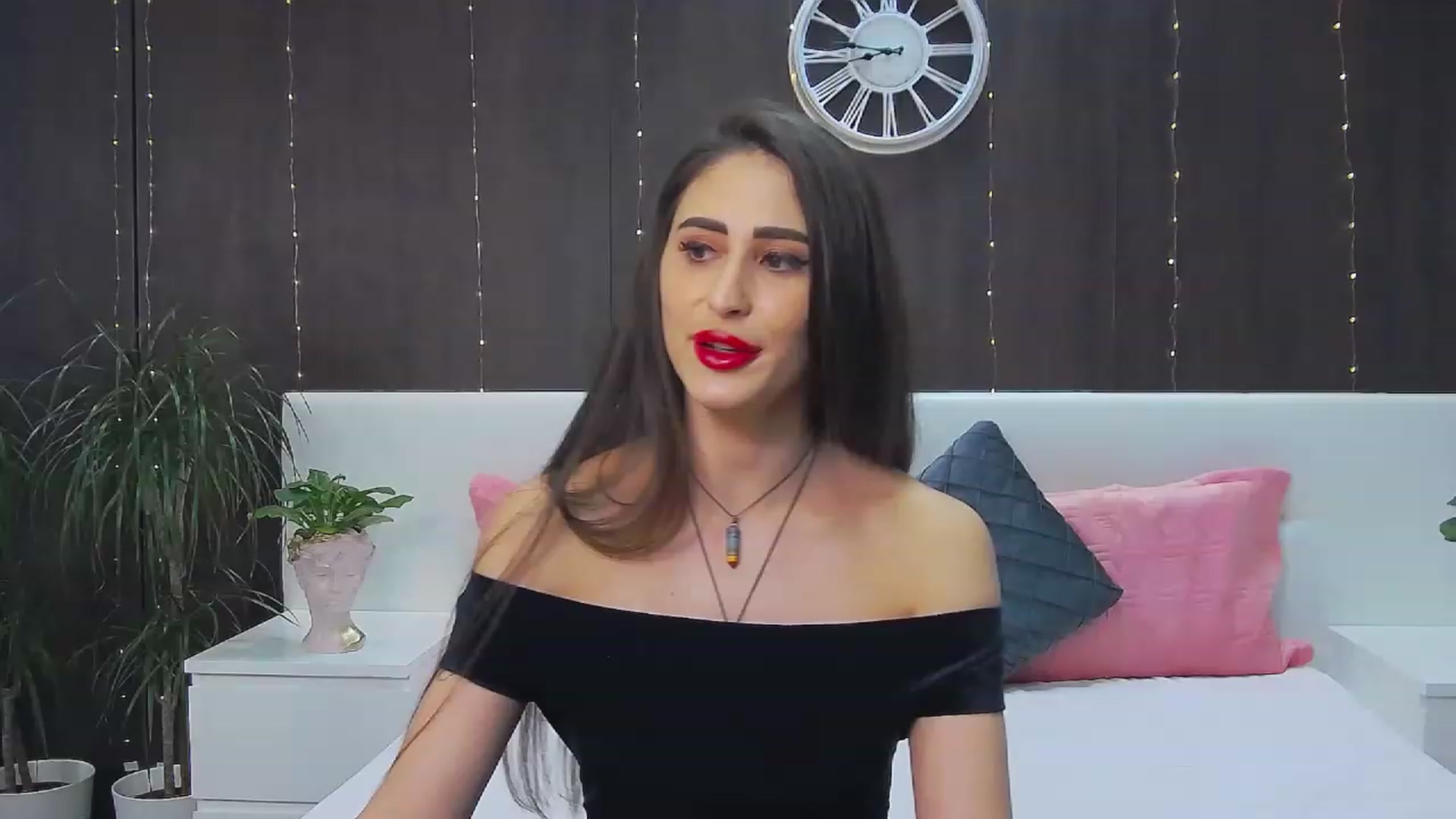 Gallery image thumbnail from MaraHari's myfreecams stream on, 02/24/2023, 16:12 image 1 of 20