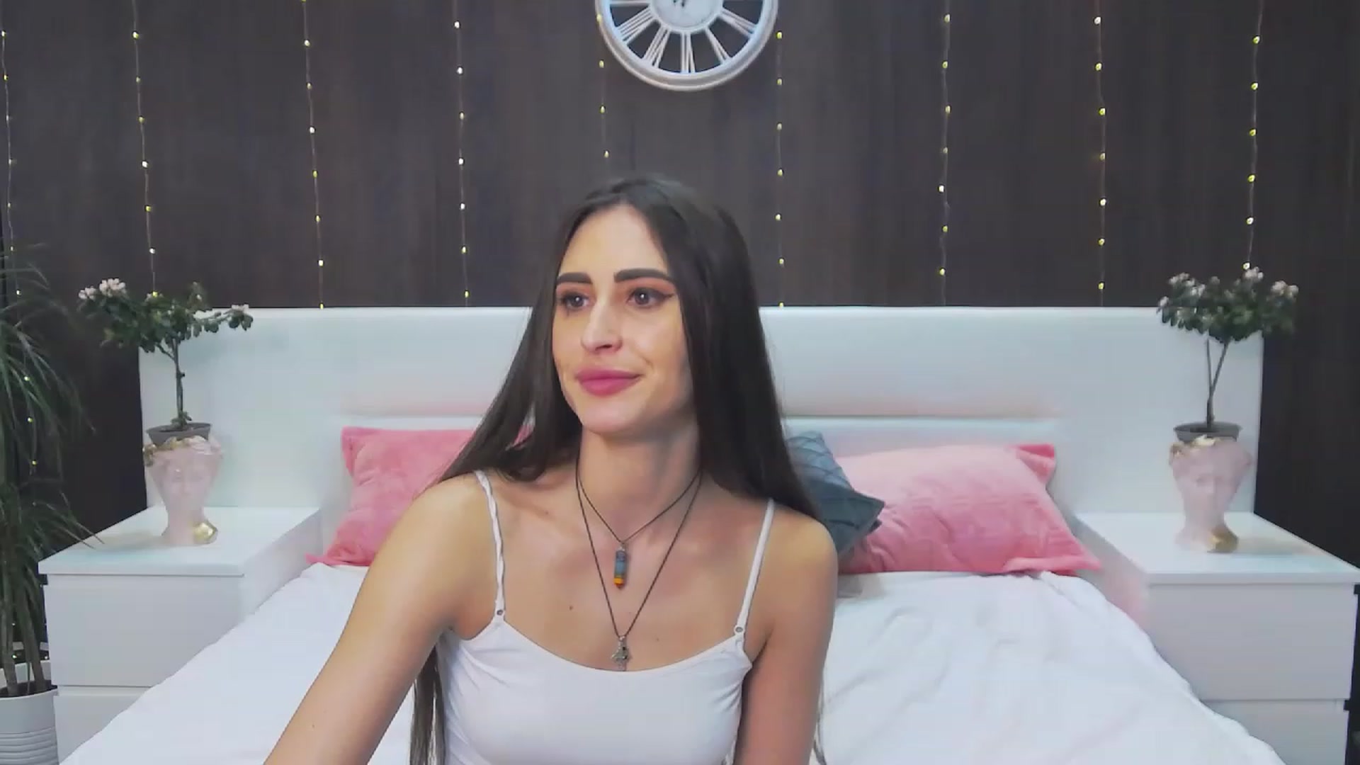 Gallery image thumbnail from MaraHari's myfreecams stream on, 03/04/2023, 23:22 image 12 of 20