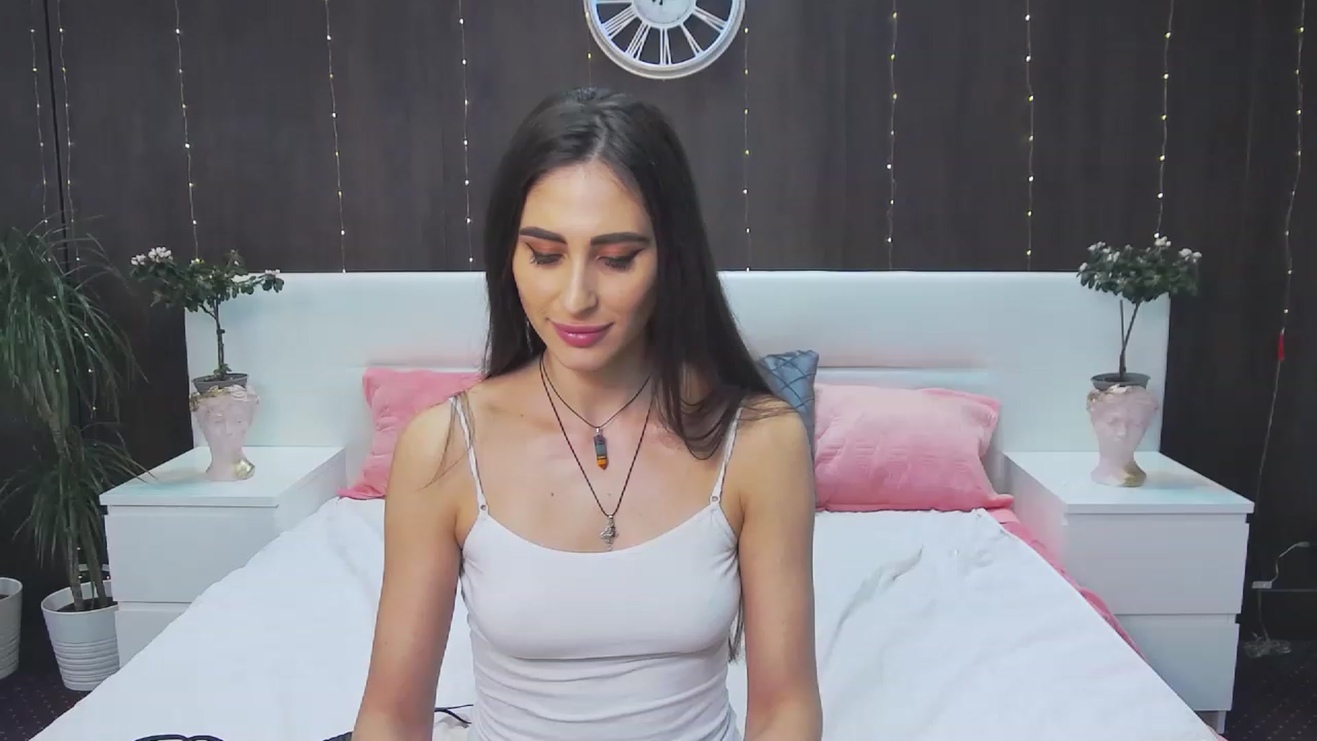 Gallery image thumbnail from MaraHari's myfreecams stream on, 03/04/2023, 23:22 image 1 of 20