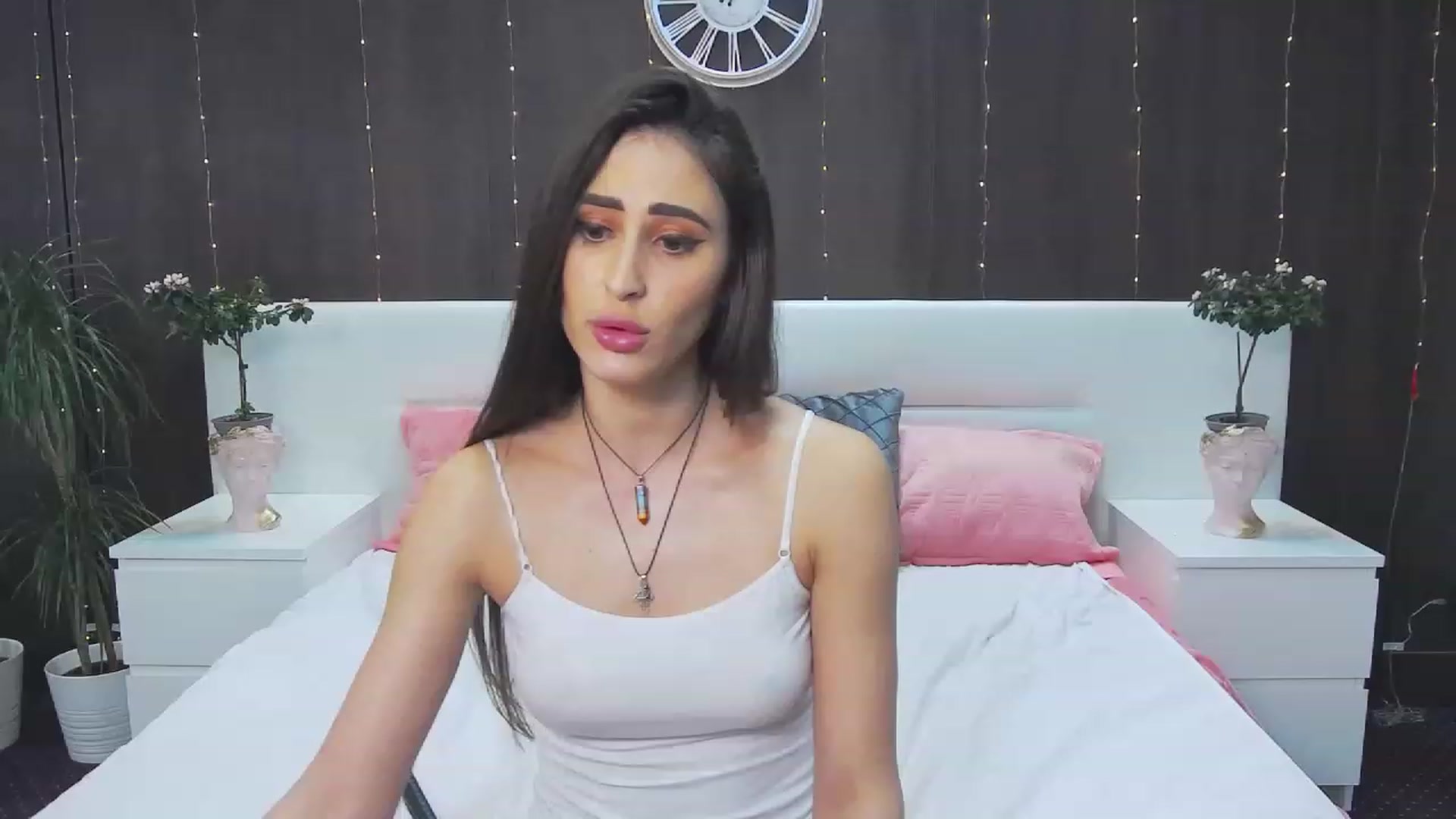 Gallery image thumbnail from MaraHari's myfreecams stream on, 03/04/2023, 23:22 image 6 of 20