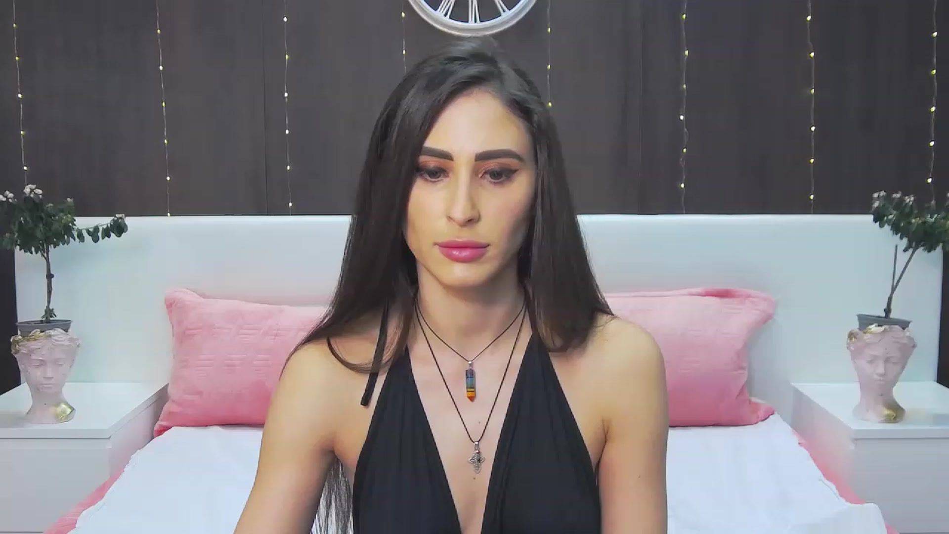 Gallery image thumbnail from MaraHari's myfreecams stream on, 03/06/2023, 19:47 image 4 of 20