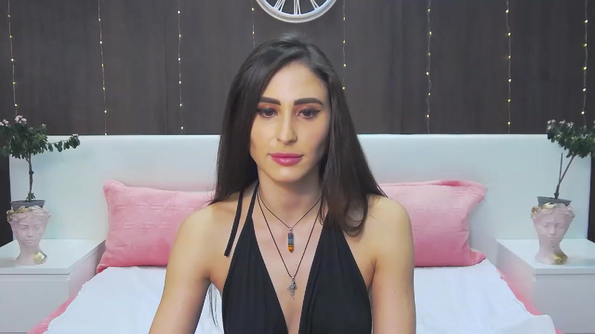 Gallery image thumbnail from MaraHari's myfreecams stream on, 03/06/2023, 19:47 image 6 of 20