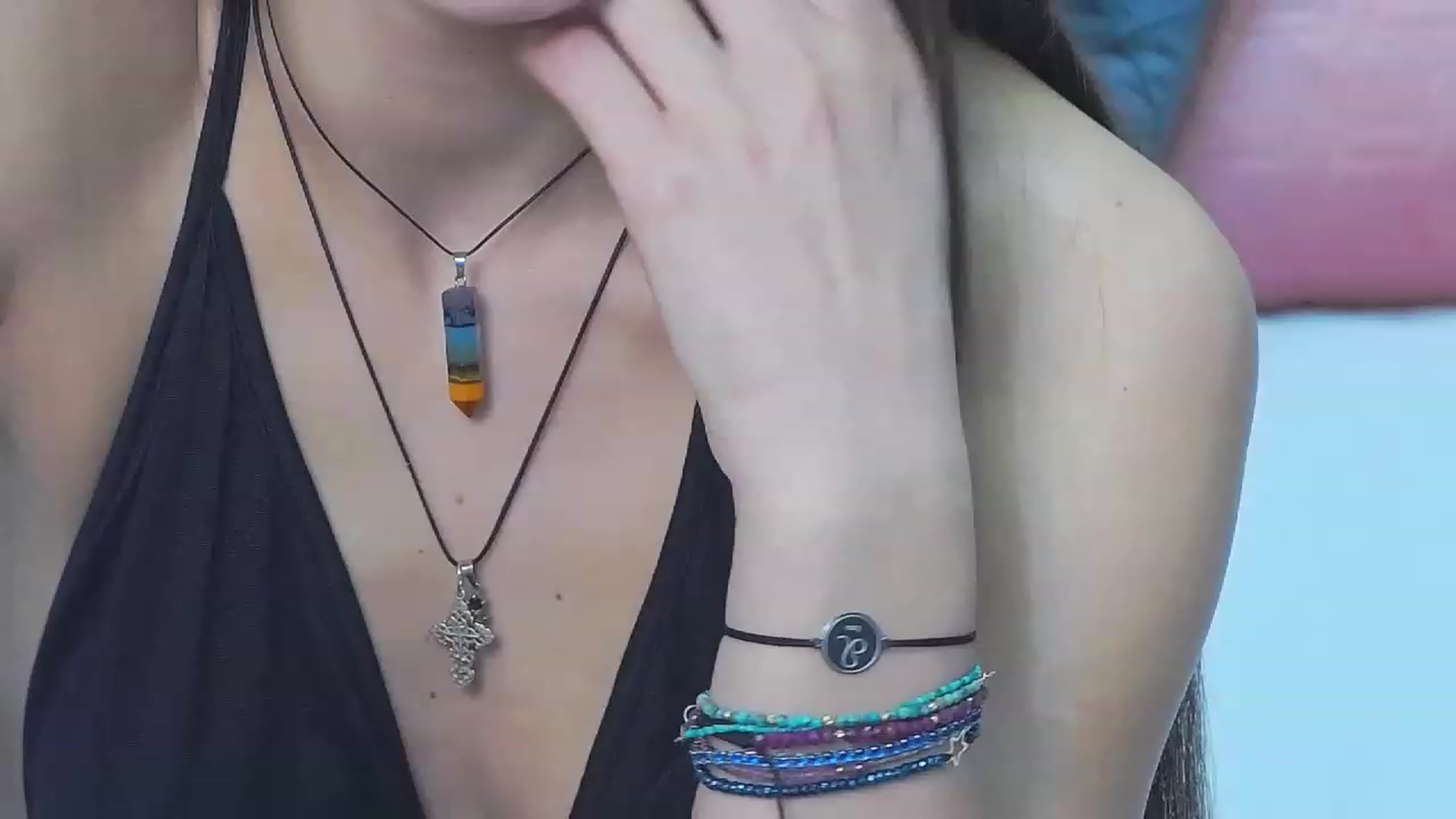 Gallery image thumbnail from MaraHari's myfreecams stream on, 03/06/2023, 21:00 image 16 of 20