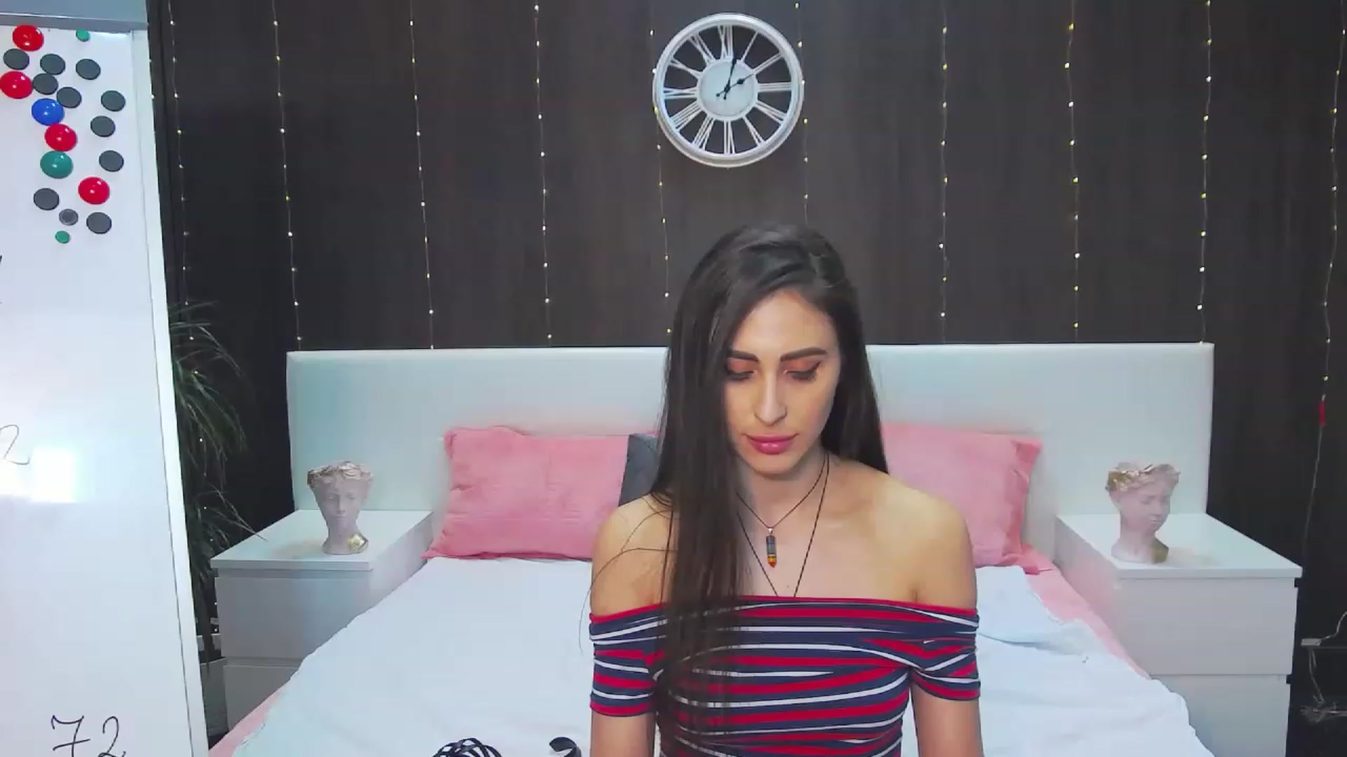Gallery image thumbnail from MaraHari's myfreecams stream on, 03/12/2023, 24:01 image 1 of 20