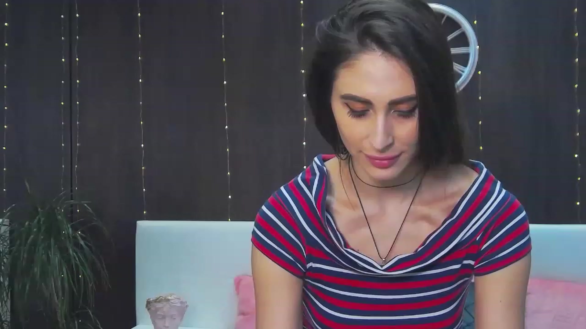 Gallery image thumbnail from MaraHari's myfreecams stream on, 03/12/2023, 01:18 image 18 of 20