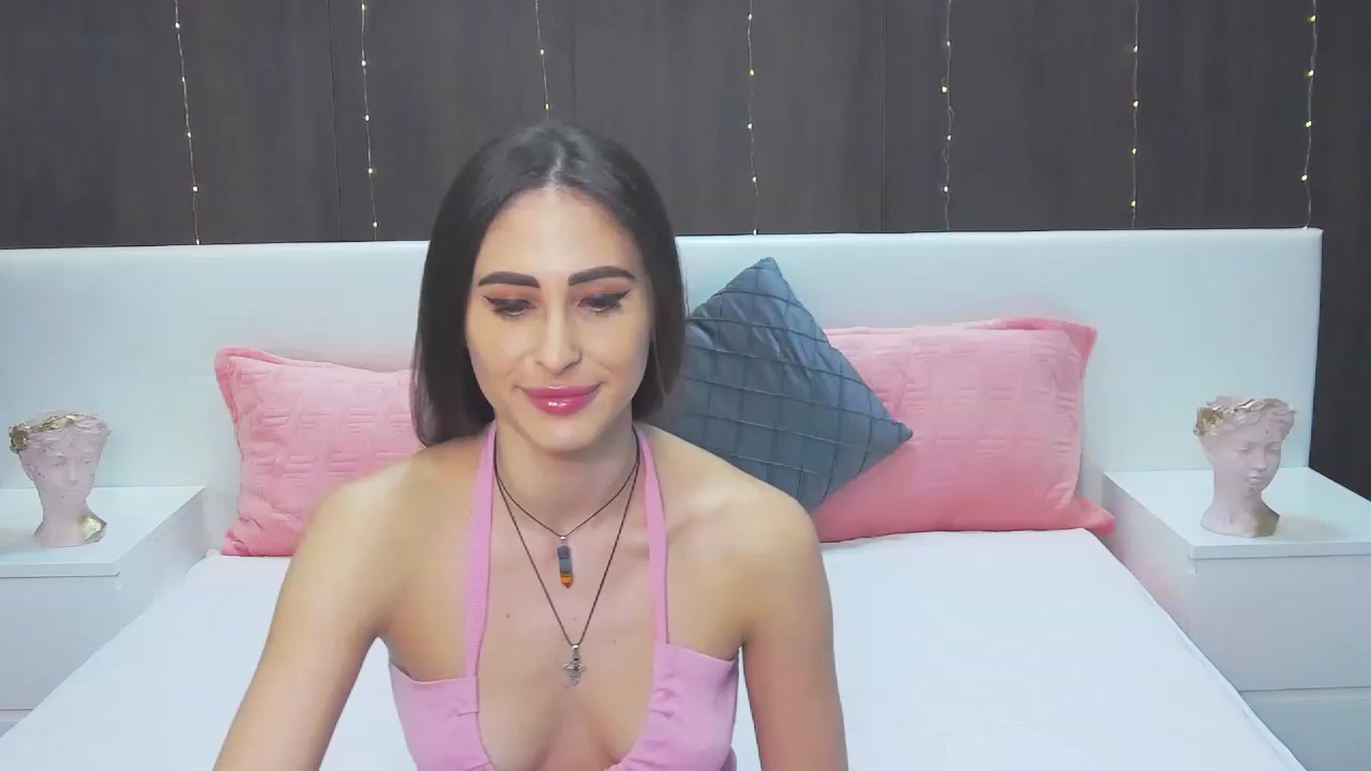 Gallery image thumbnail from MaraHari's myfreecams stream on, 03/13/2023, 18:22 image 12 of 20