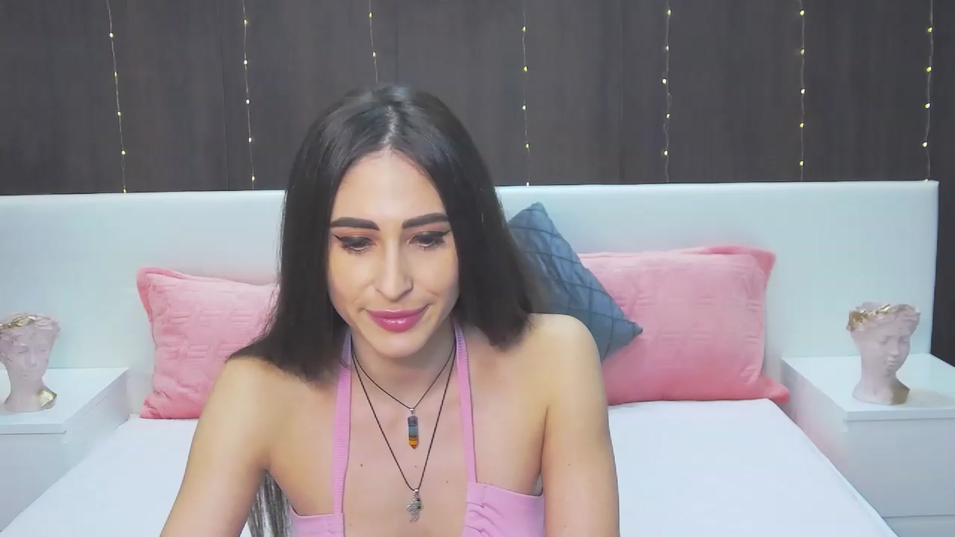 Gallery image thumbnail from MaraHari's myfreecams stream on, 03/13/2023, 19:15 image 13 of 20