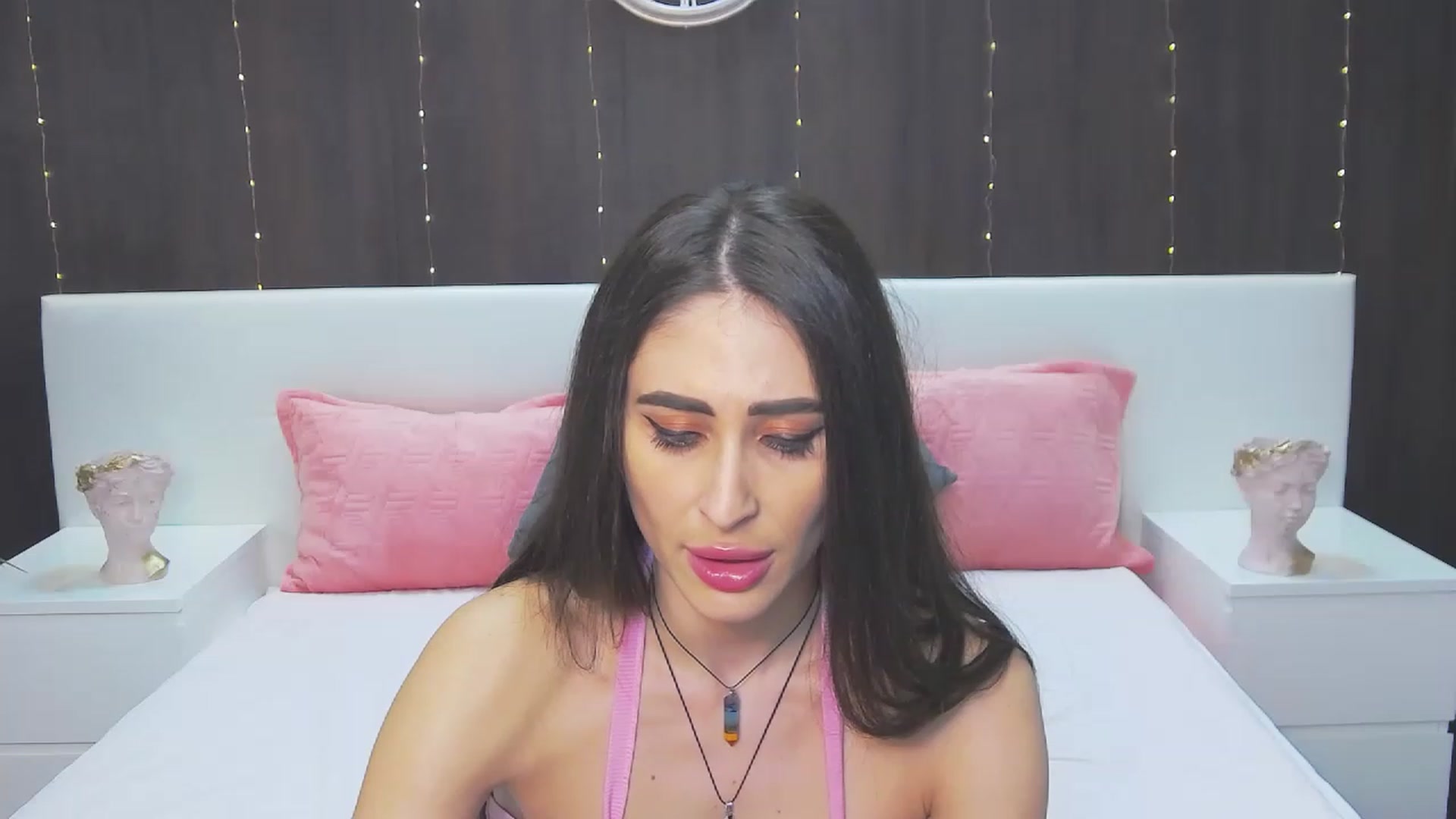 Gallery image thumbnail from MaraHari's myfreecams stream on, 03/13/2023, 22:07 image 15 of 20