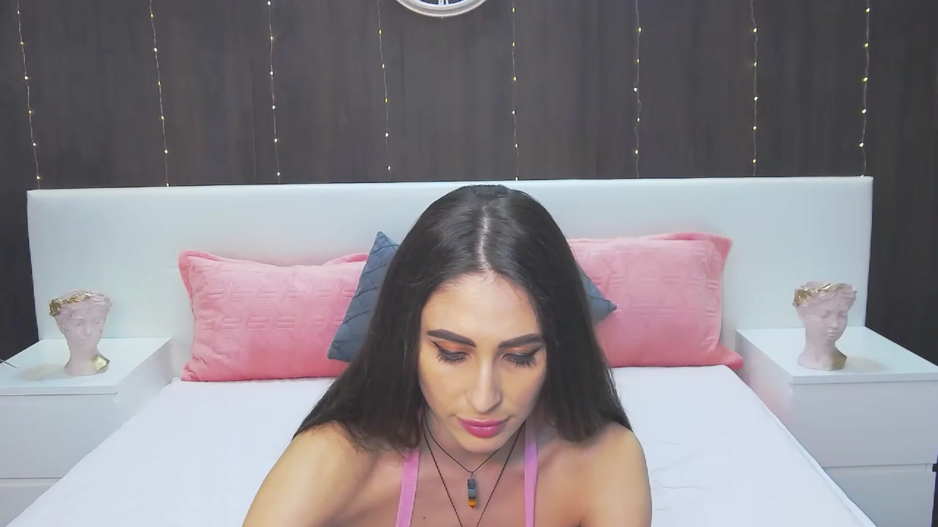 Gallery image thumbnail from MaraHari's myfreecams stream on, 03/13/2023, 22:07 image 10 of 20