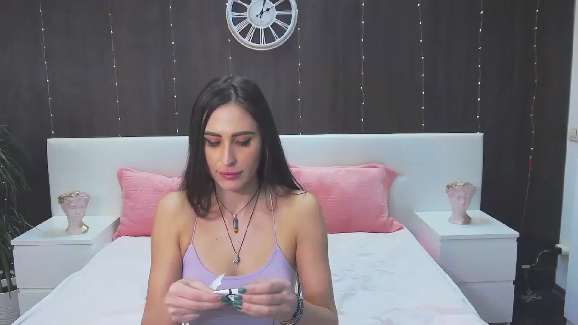 Gallery image thumbnail from MaraHari's myfreecams stream on, 03/15/2023, 21:38 image 3 of 20