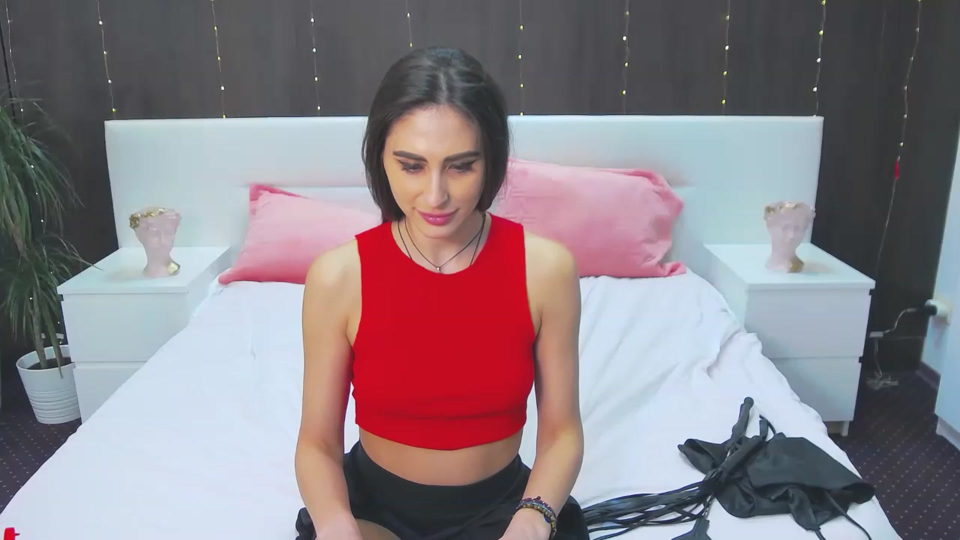 Gallery image thumbnail from MaraHari's myfreecams stream on, 03/18/2023, 24:18 image 9 of 20