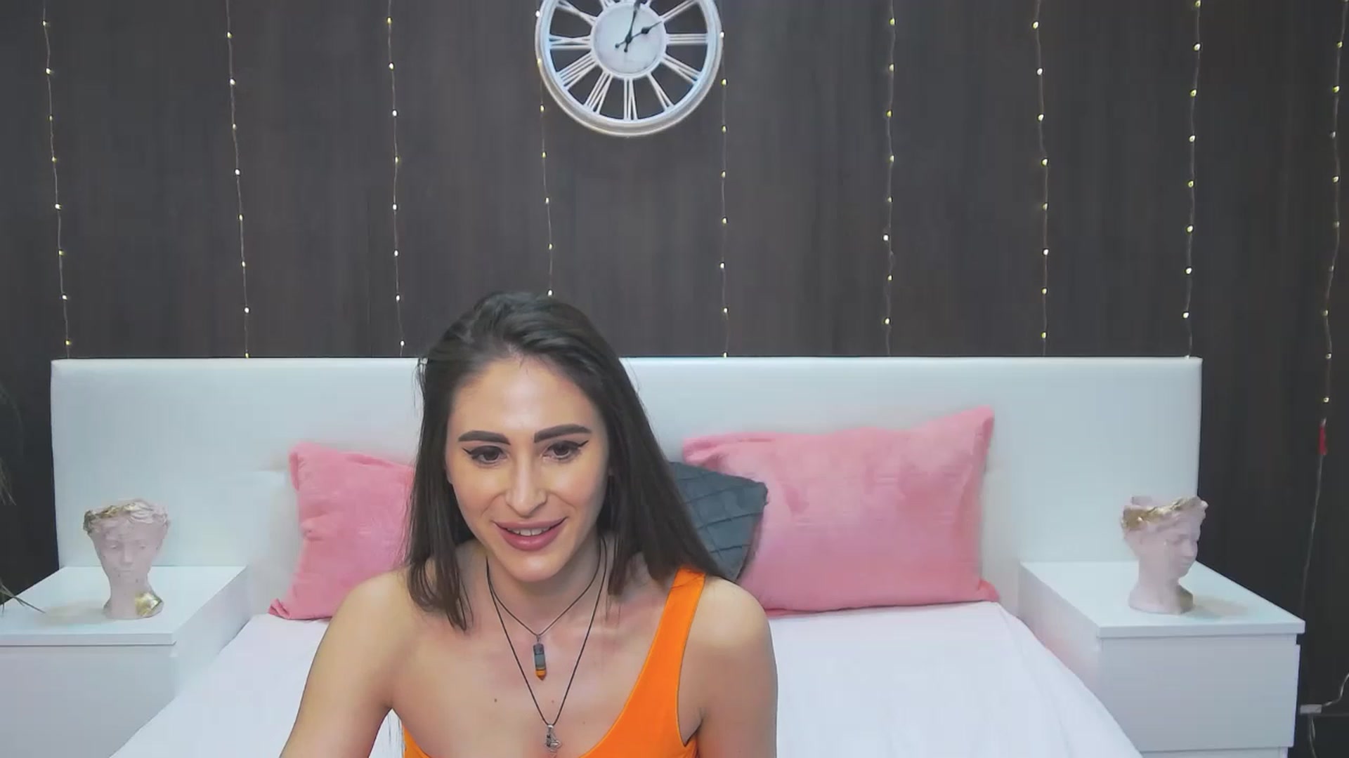 Gallery image thumbnail from MaraHari's myfreecams stream on, 03/19/2023, 19:29 image 14 of 20