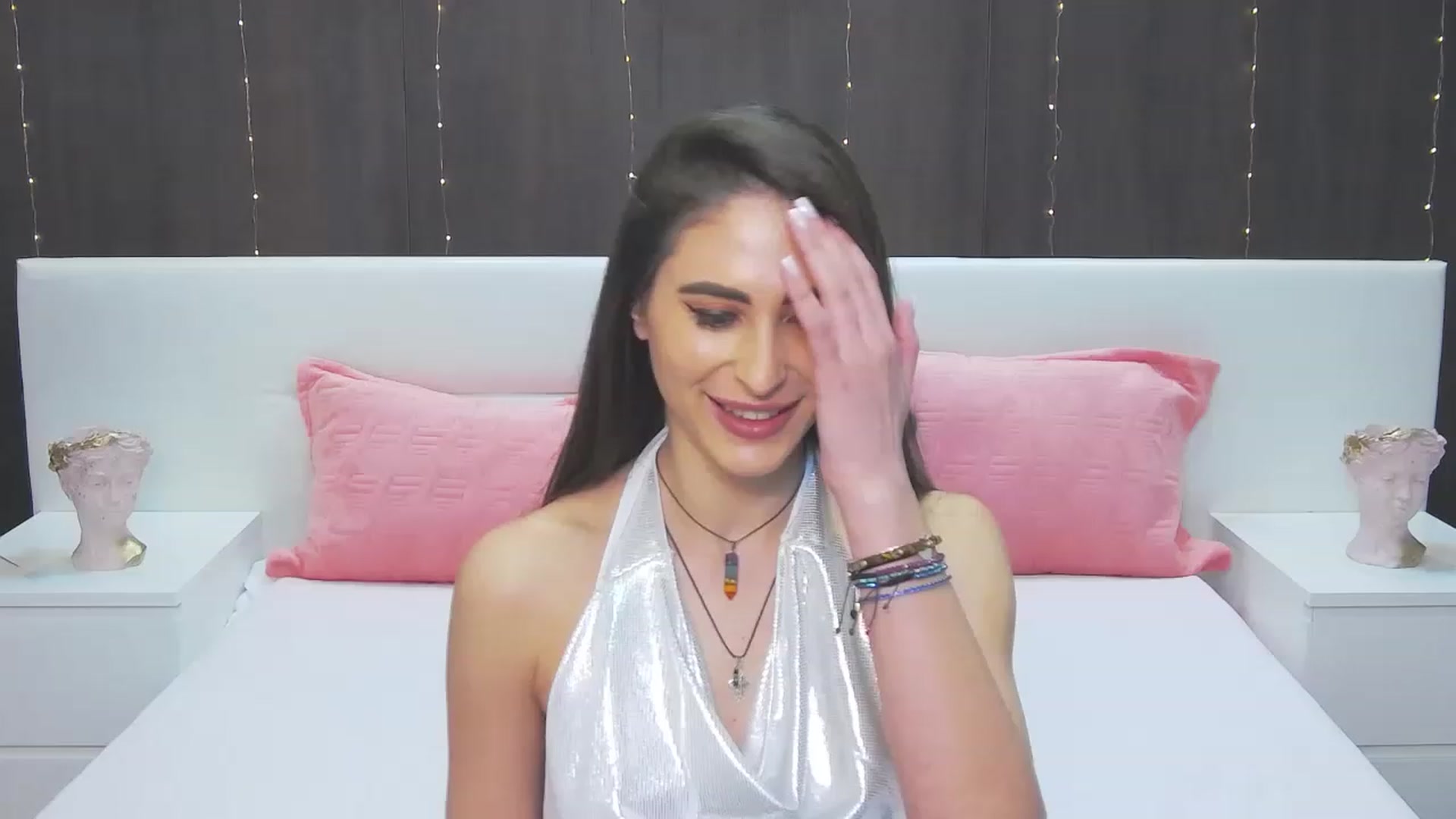Gallery image thumbnail from MaraHari's myfreecams stream on, 03/22/2023, 20:40 image 1 of 20