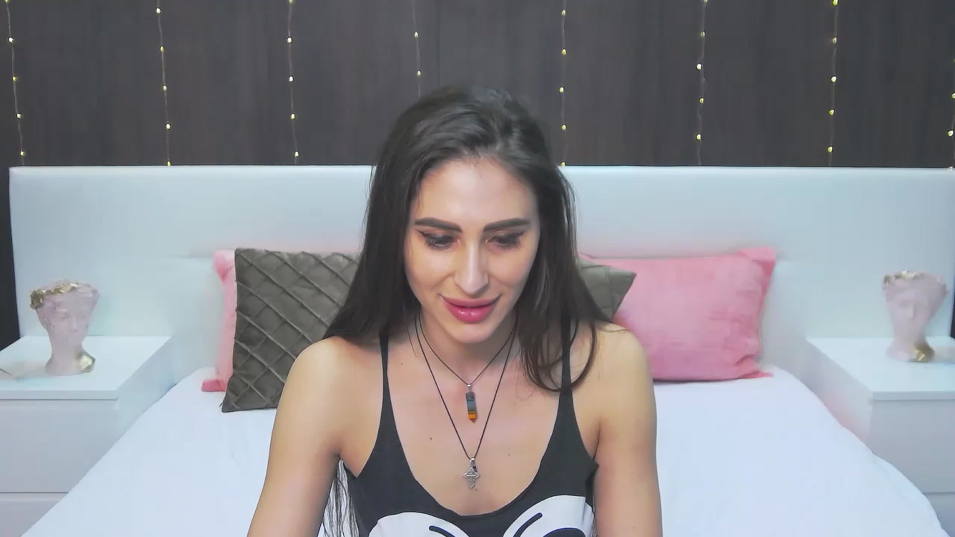 Gallery image thumbnail from MaraHari's myfreecams stream on, 03/25/2023, 22:16 image 11 of 20