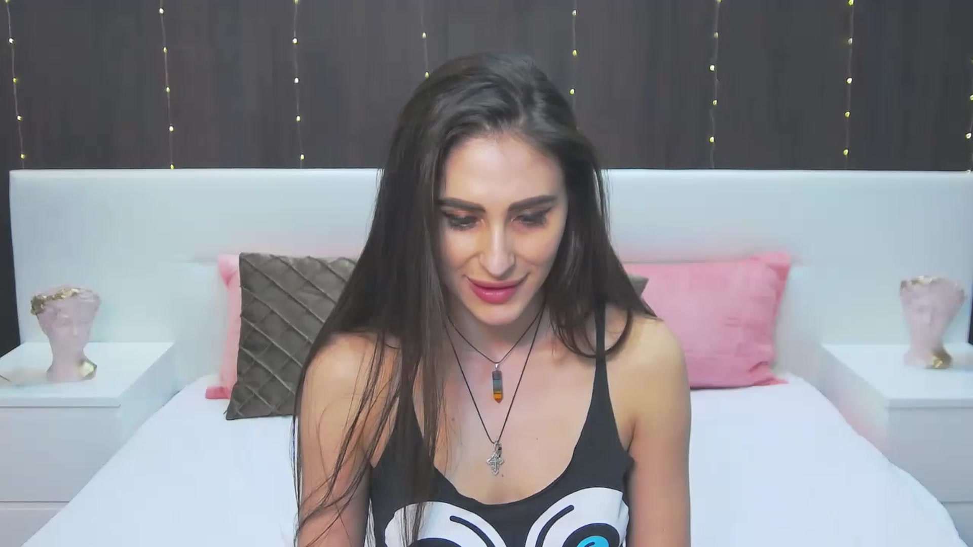 Gallery image thumbnail from MaraHari's myfreecams stream on, 03/25/2023, 22:16 image 9 of 20