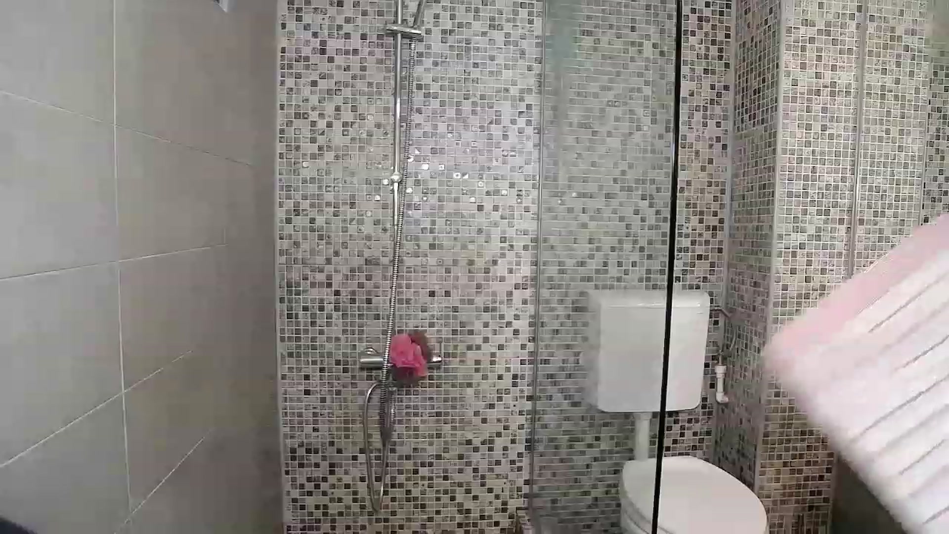 Gallery image thumbnail from MaraHari's myfreecams stream on, 03/29/2023, 22:29 image 5 of 20