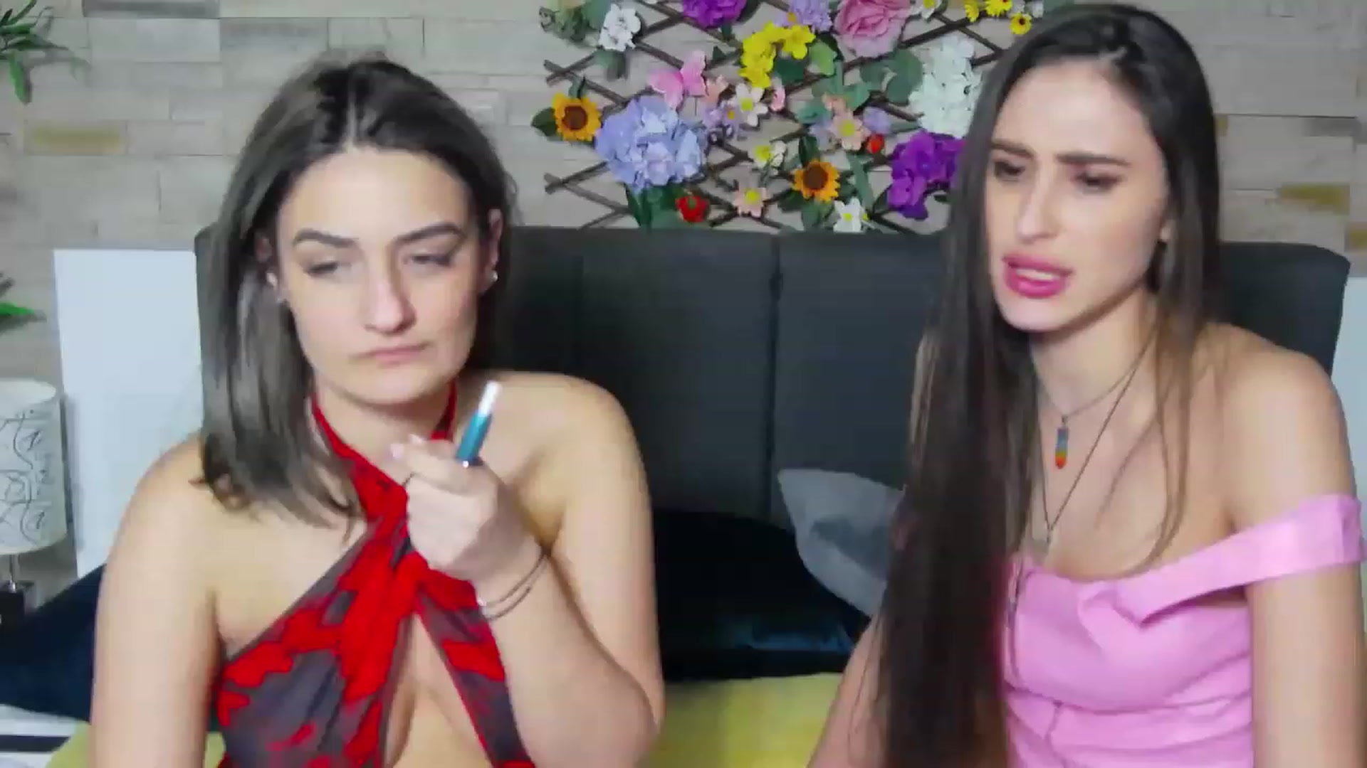 Gallery image thumbnail from MaraHari's myfreecams stream on, 04/01/2023, 19:41 image 15 of 20