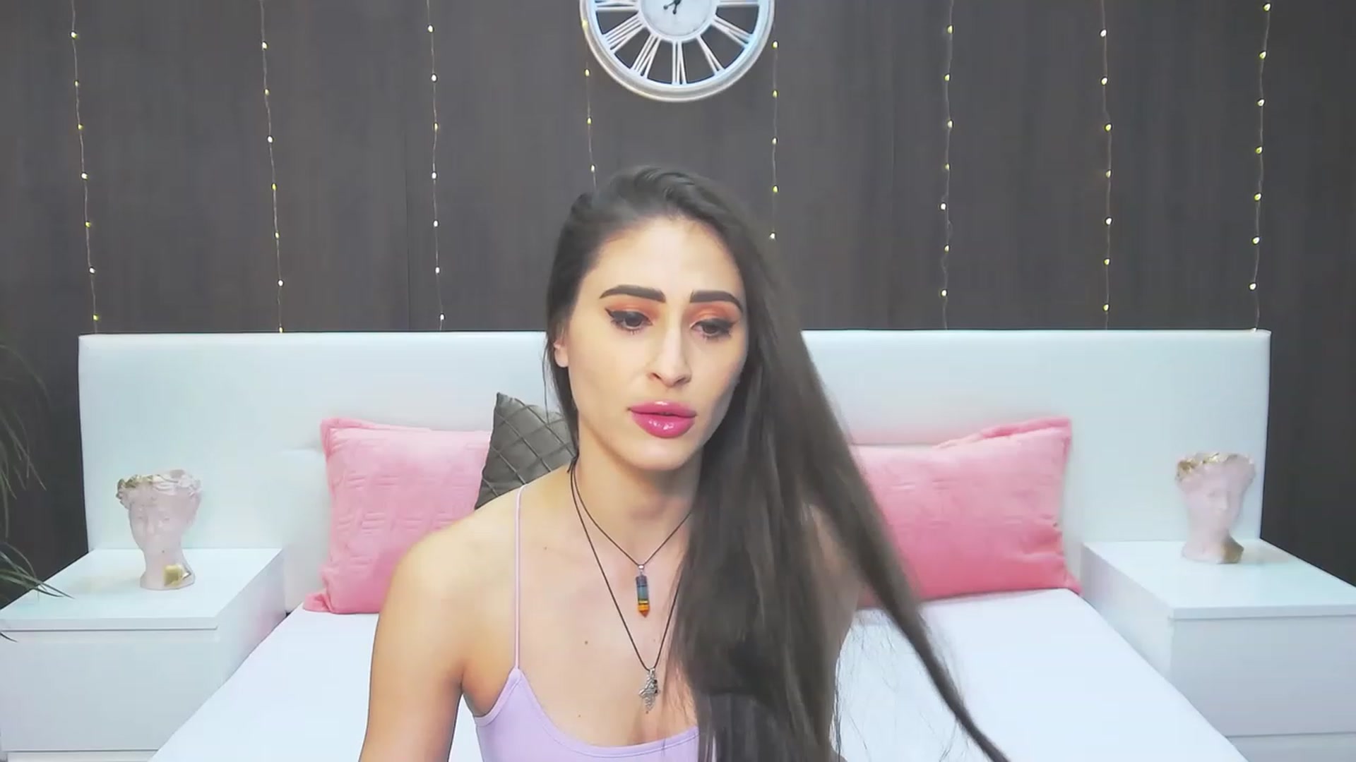 Gallery image thumbnail from MaraHari's myfreecams stream on, 04/05/2023, 19:06 image 2 of 20