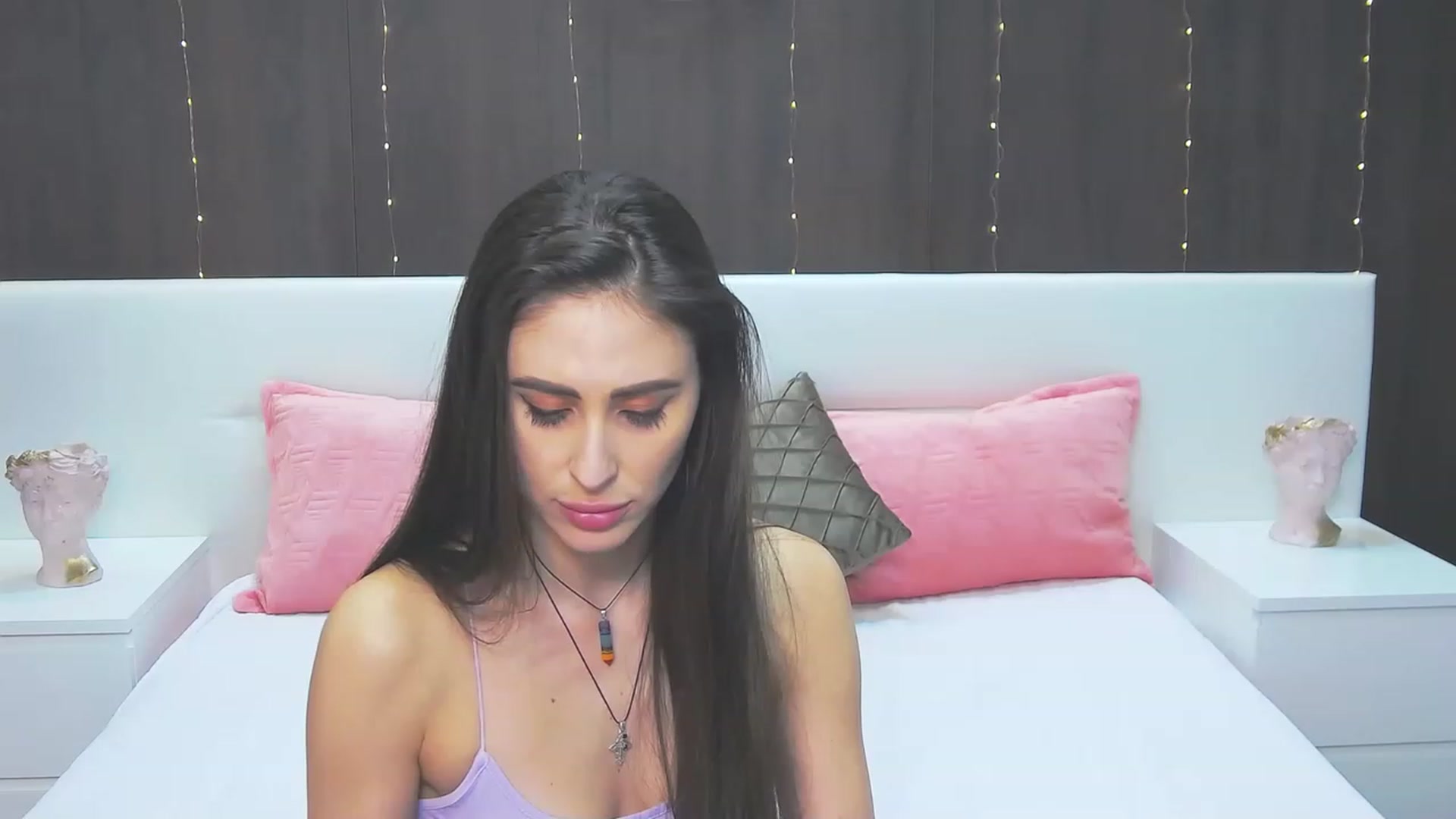 Gallery image thumbnail from MaraHari's myfreecams stream on, 04/05/2023, 23:45 image 17 of 20