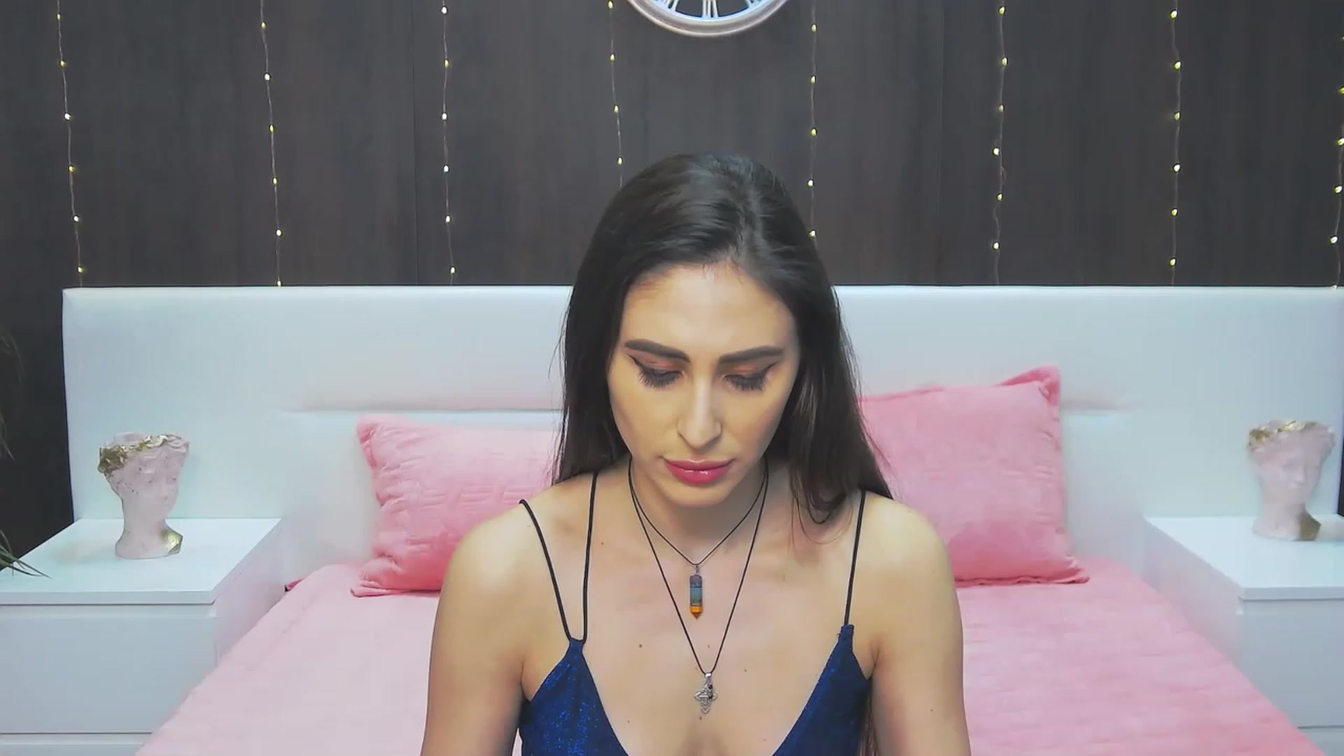 Gallery image thumbnail from MaraHari's myfreecams stream on, 04/07/2023, 19:11 image 6 of 20
