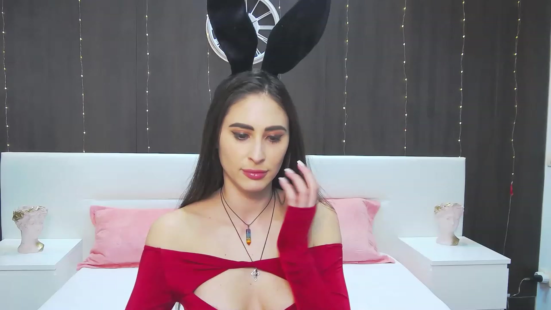 Gallery image thumbnail from MaraHari's myfreecams stream on, 04/08/2023, 20:37 image 1 of 20